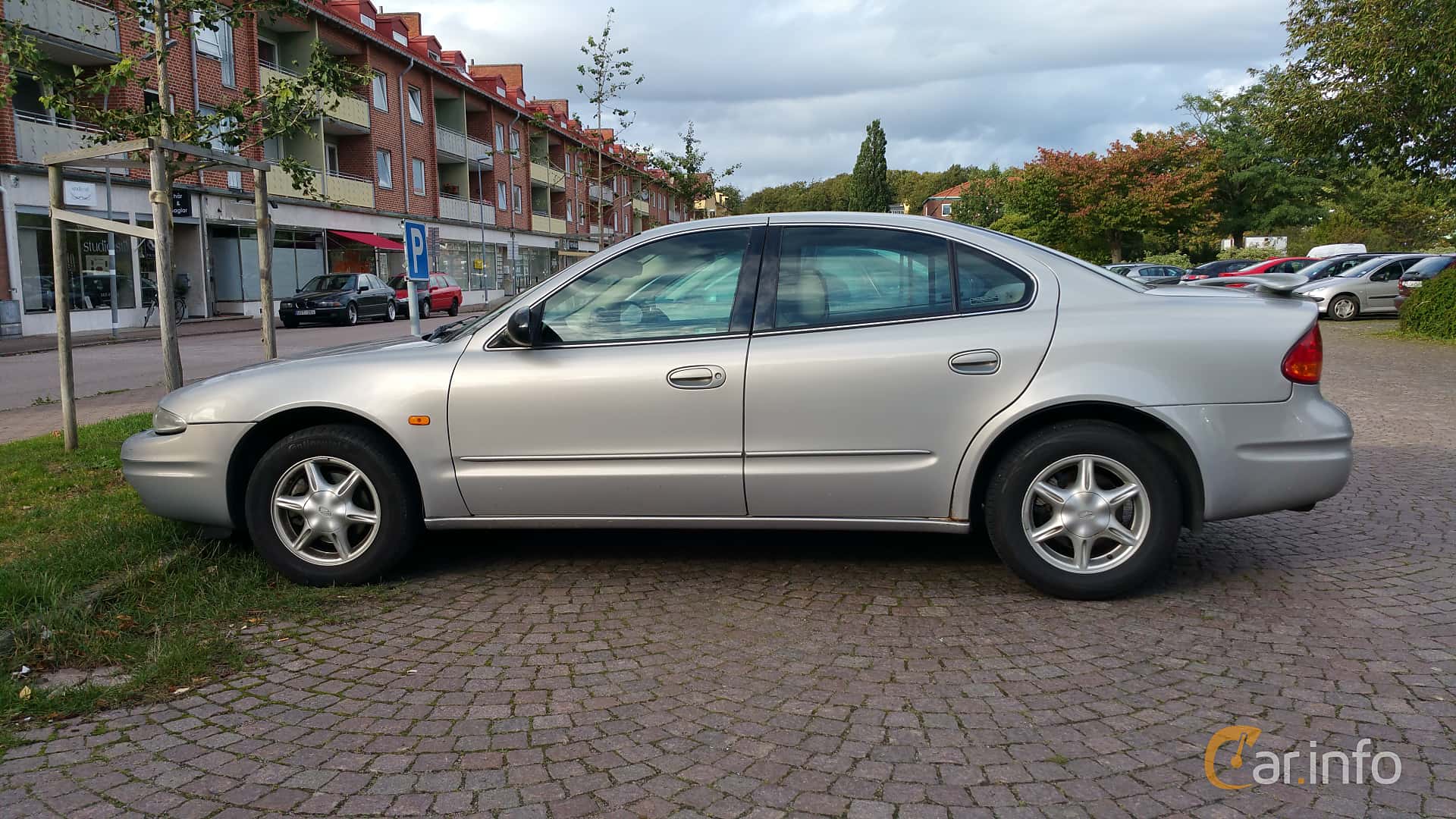 Chevrolet Alero 3.4 V6 Hydra-Matic, 177hp, 2001