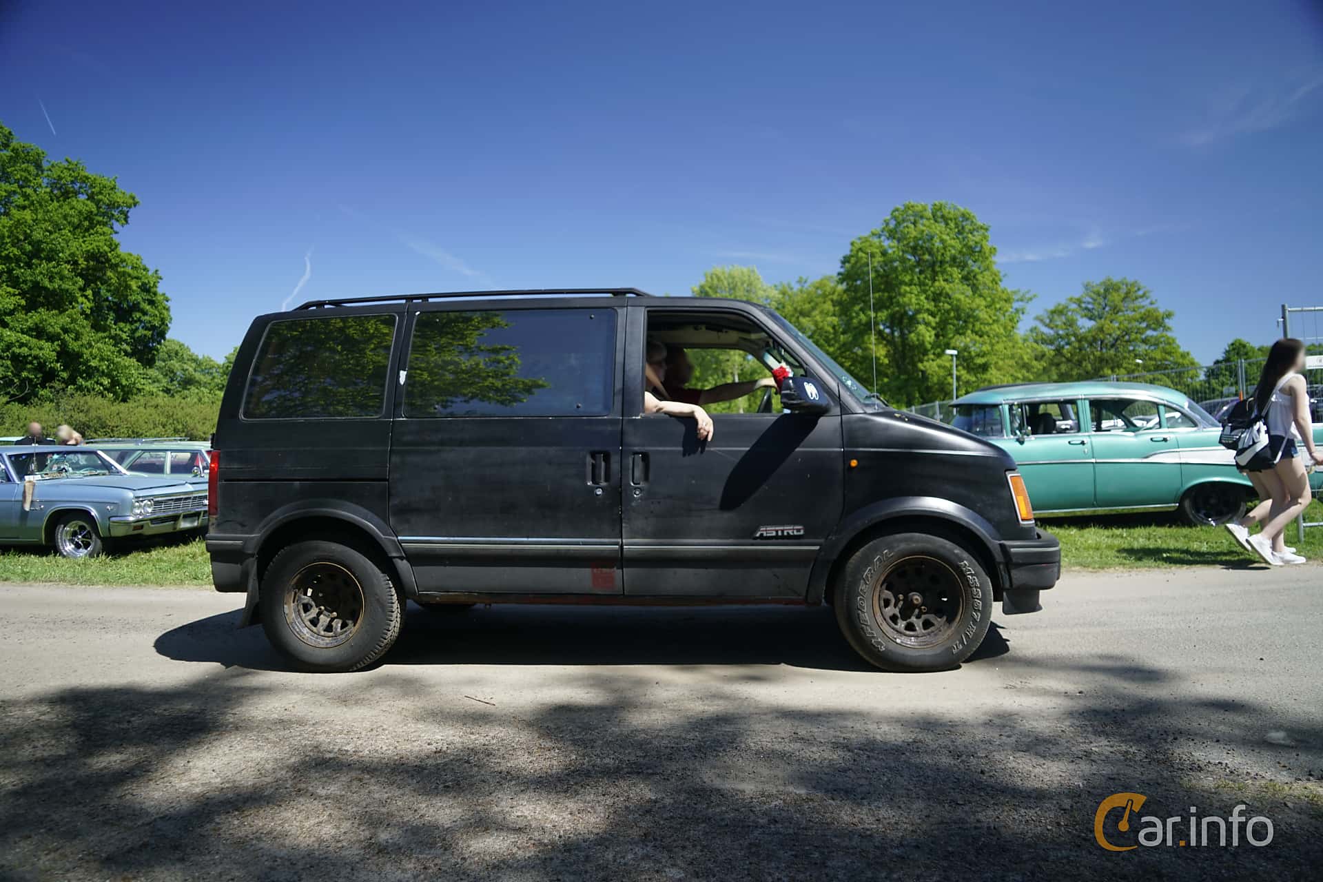 Chevrolet Astro Passenger Van 4.3 V6 TBI Hydra-Matic, 167hp, 1994