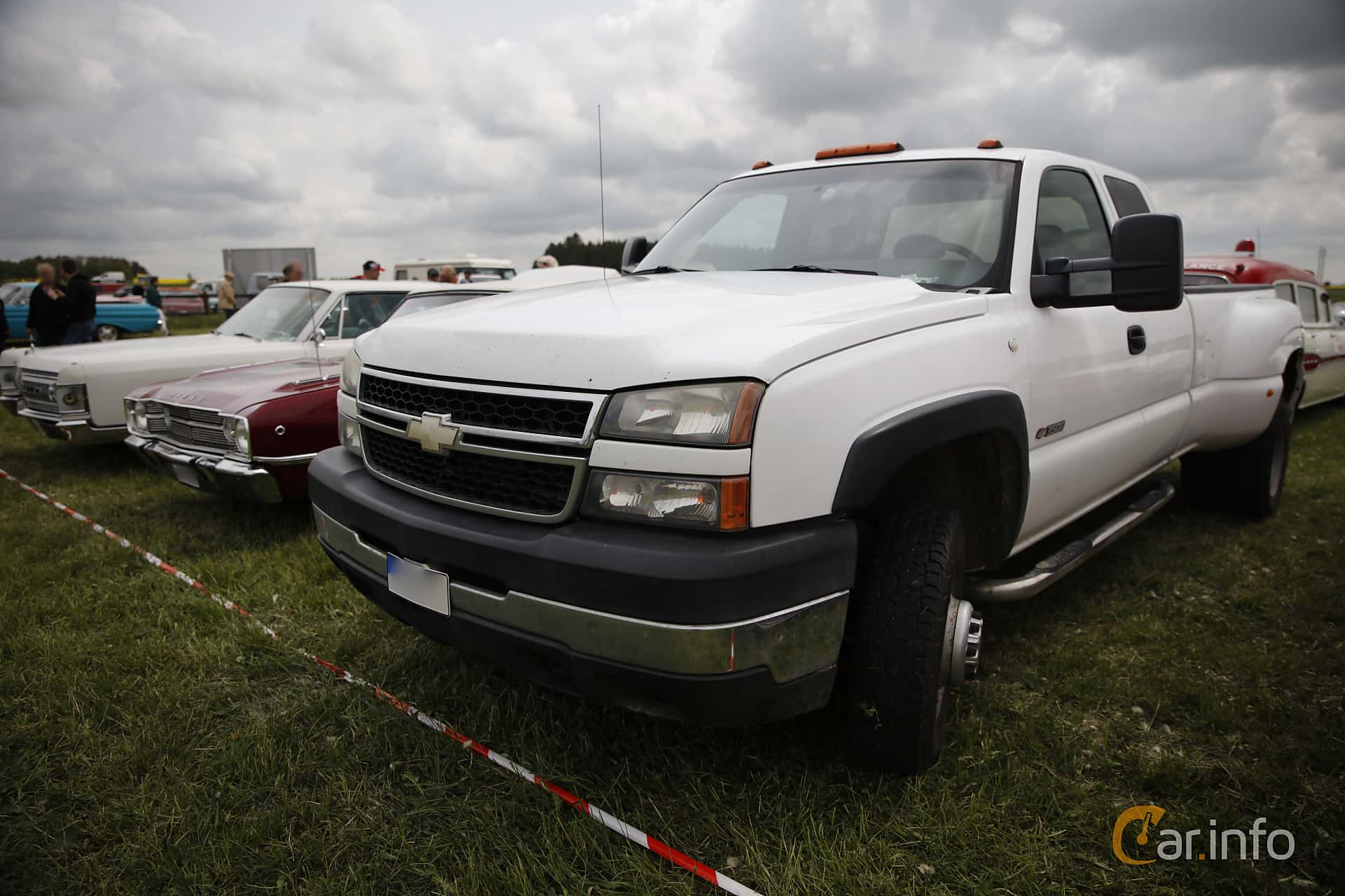 Chevrolet Silverado 3500 Extended Cab 6.0 V8 4WD 305hp, 2007