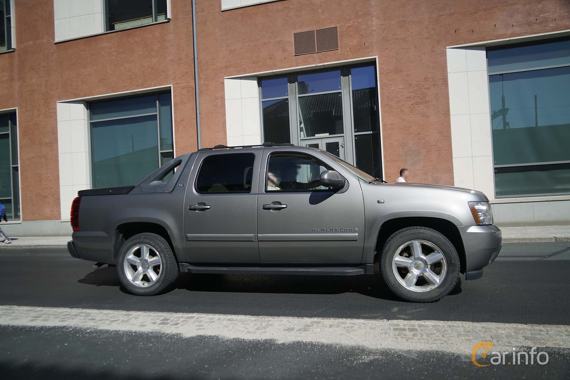 Chevrolet Avalanche 5.3 V8 E85 Hydra-Matic, 6-speed