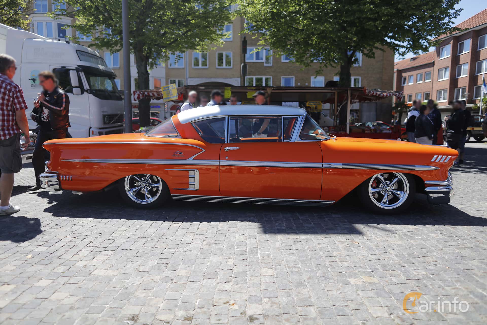 Chevrolet Impala 5.7 V8 1st Generation