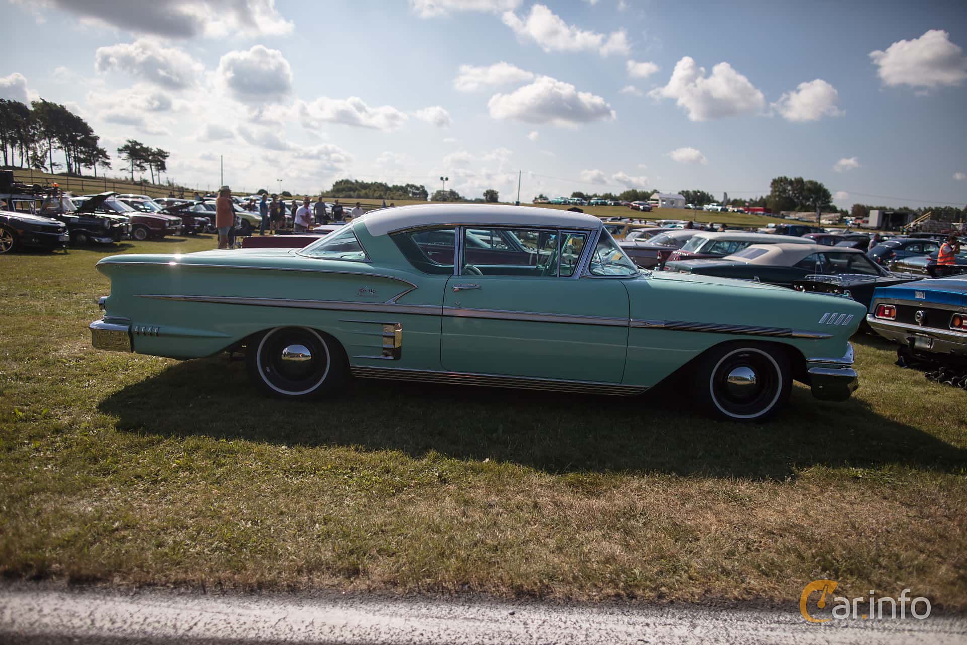 Chevrolet Impala 4.6 V8 1st Generation, Manual, 3-speed