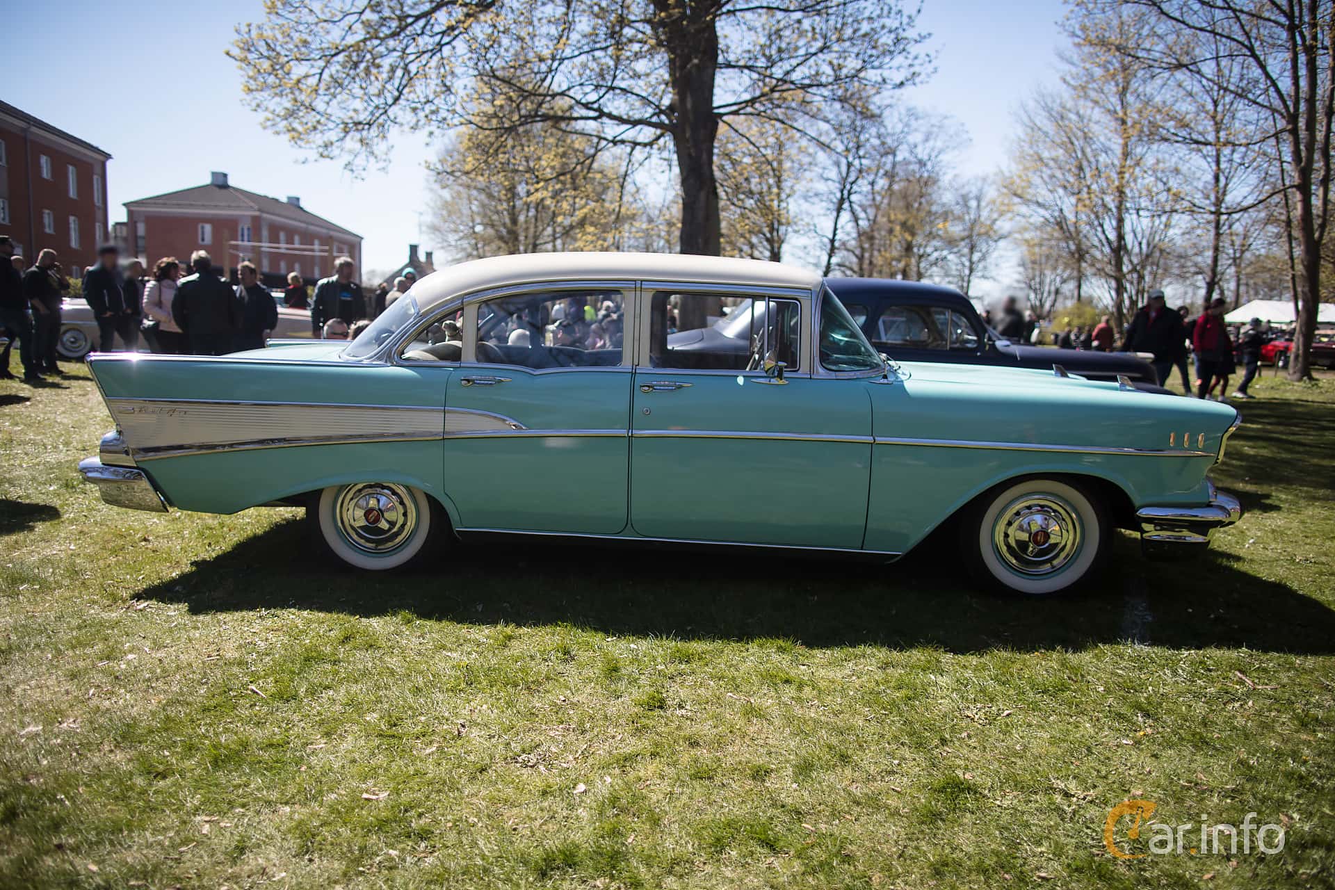 Chevrolet Bel Air 4-door Sedan 3.9 142hp, 1957
