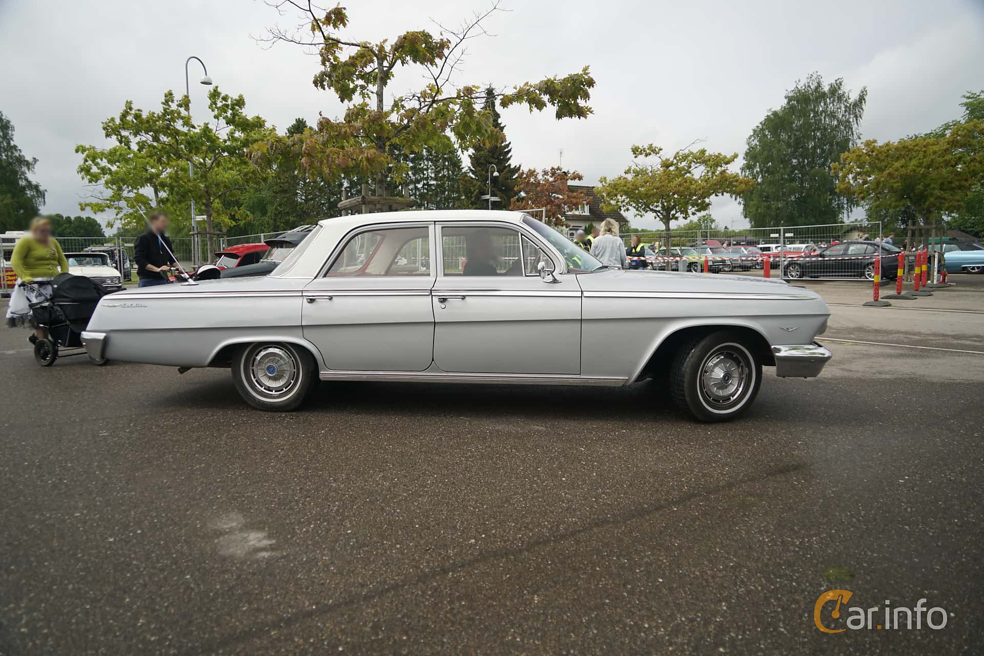 Chevrolet Bel Air 4-door Sedan 6.7 V8 Manual, 415hp, 1962