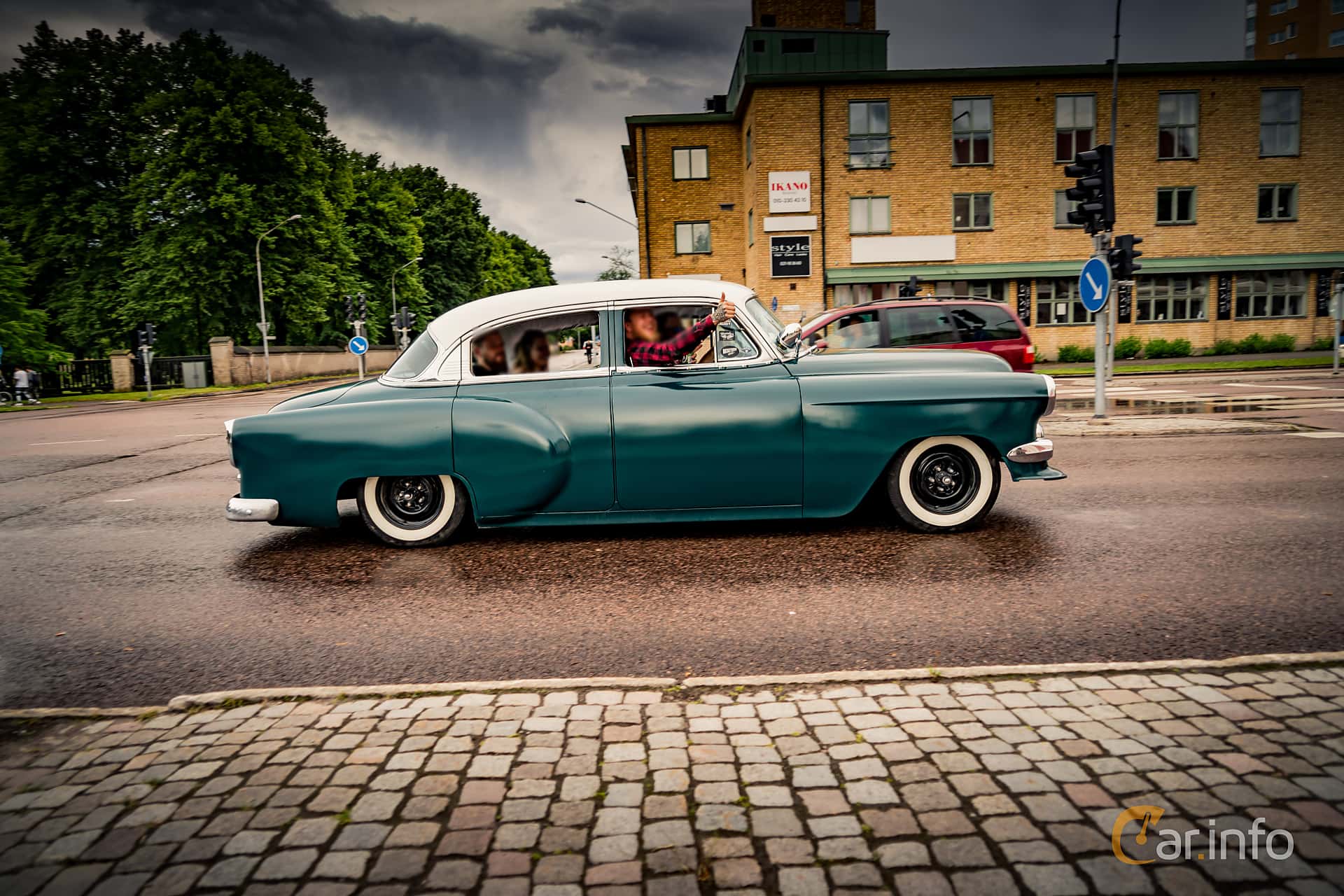 Chevrolet Bel Air 4-door Sedan 3.9 Powerglide, 127hp, 1954