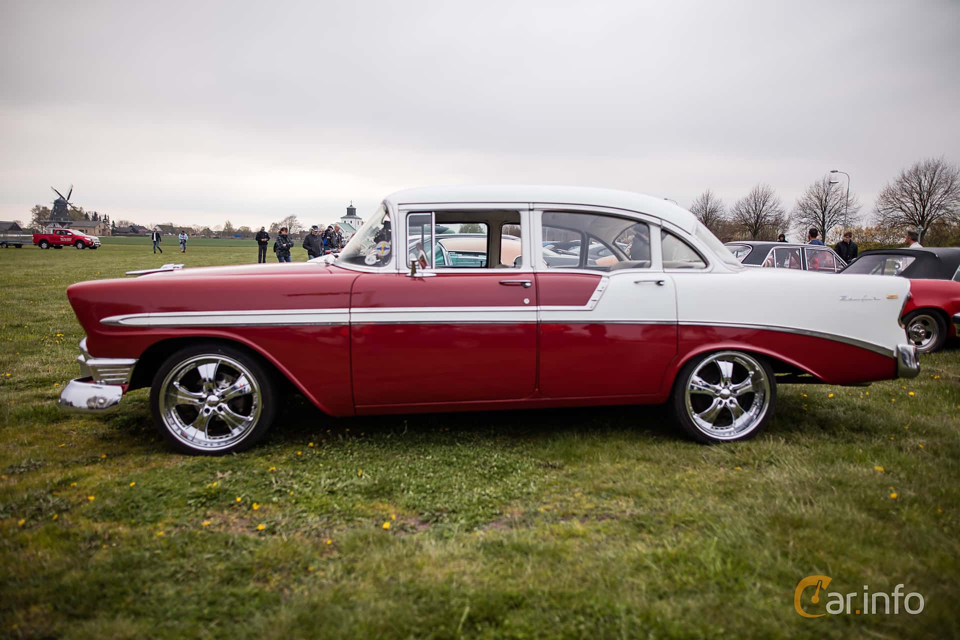 Chevrolet Bel Air 4-door Sedan 4.3 V8 Powerglide, 173hp, 1956