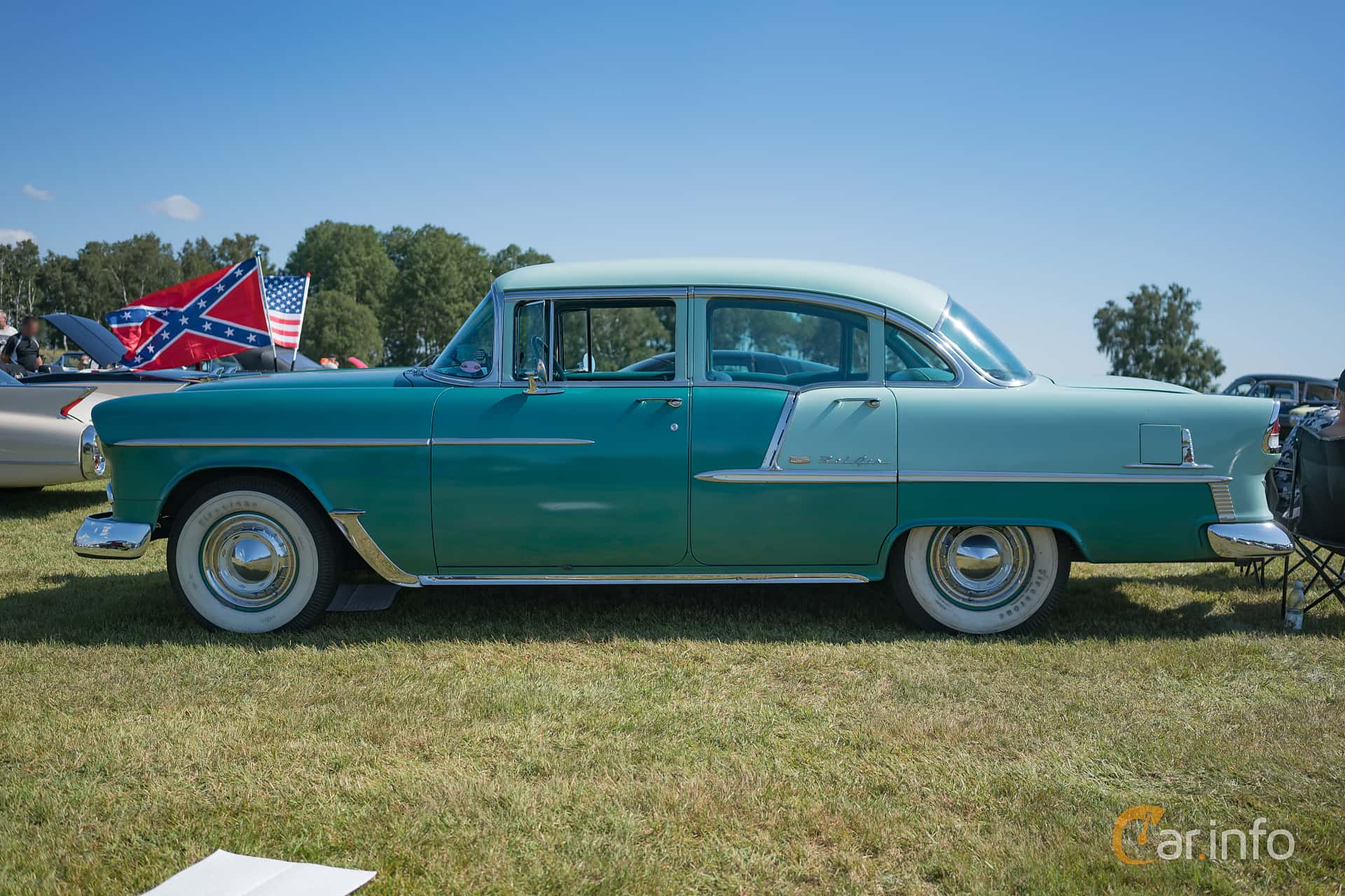 Chevrolet Bel Air 4-door Sedan 4.3 V8 183hp, 1955
