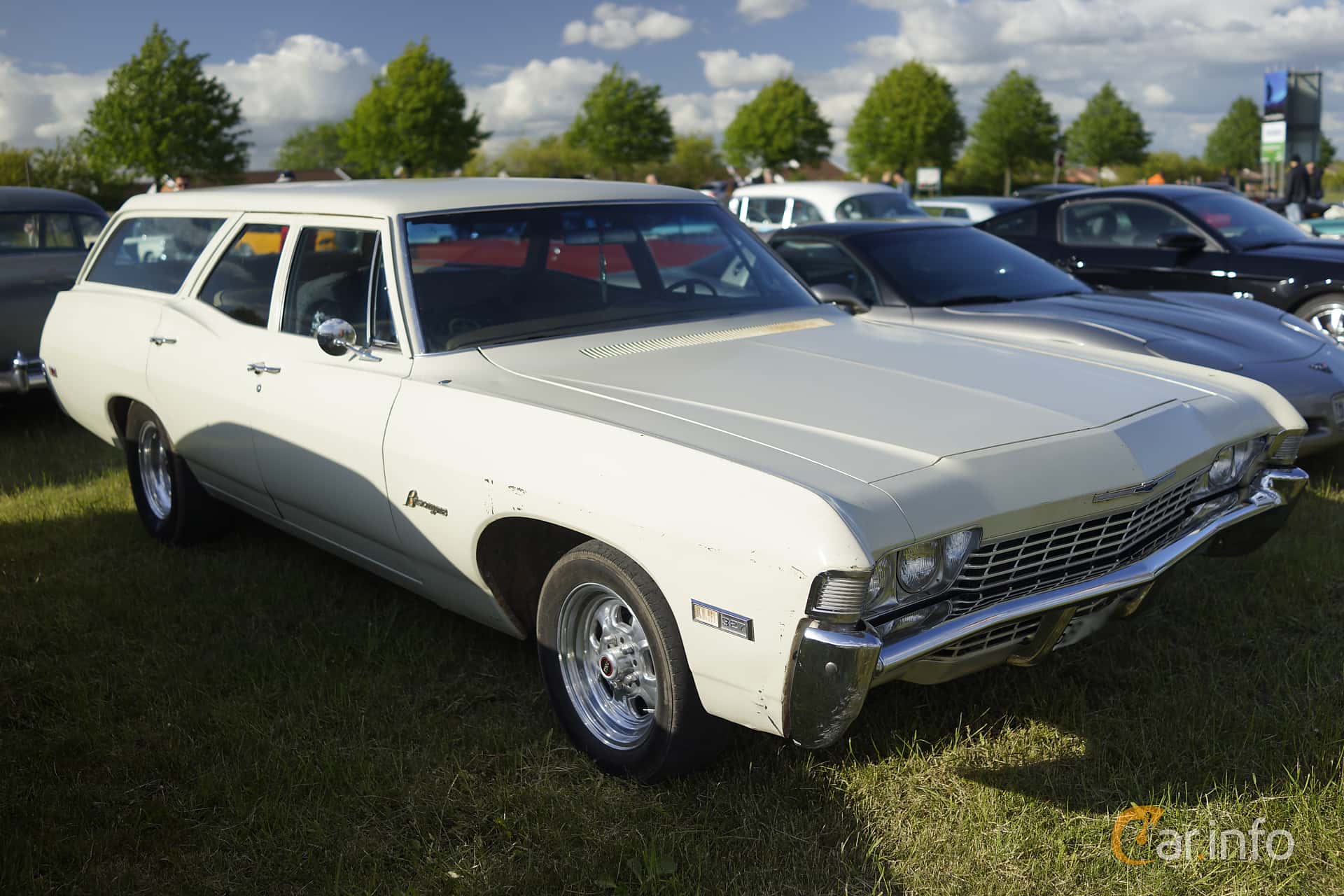 Chevrolet Biscayne 5.0 V8 5th Generation Facelift, Hydra-Matic, 3-speed