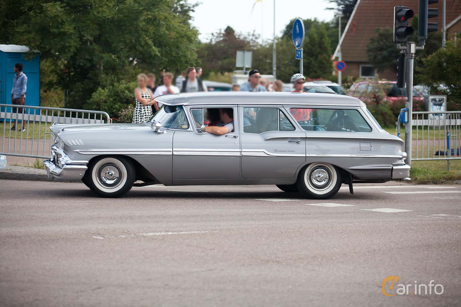 Chevrolet Biscayne 5.7 V8 1st Generation, Turboglide