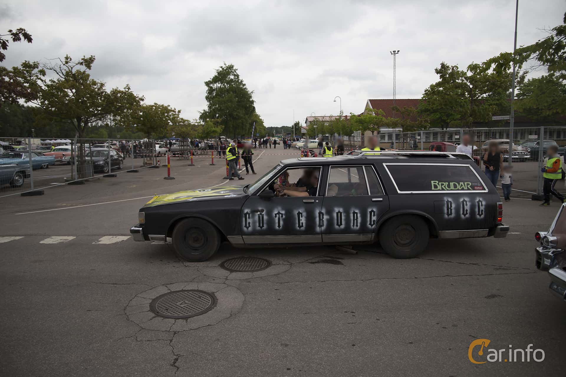 Chevrolet Caprice Classic Wagon 5.0 V8 Hydra-Matic, 142hp, 1987