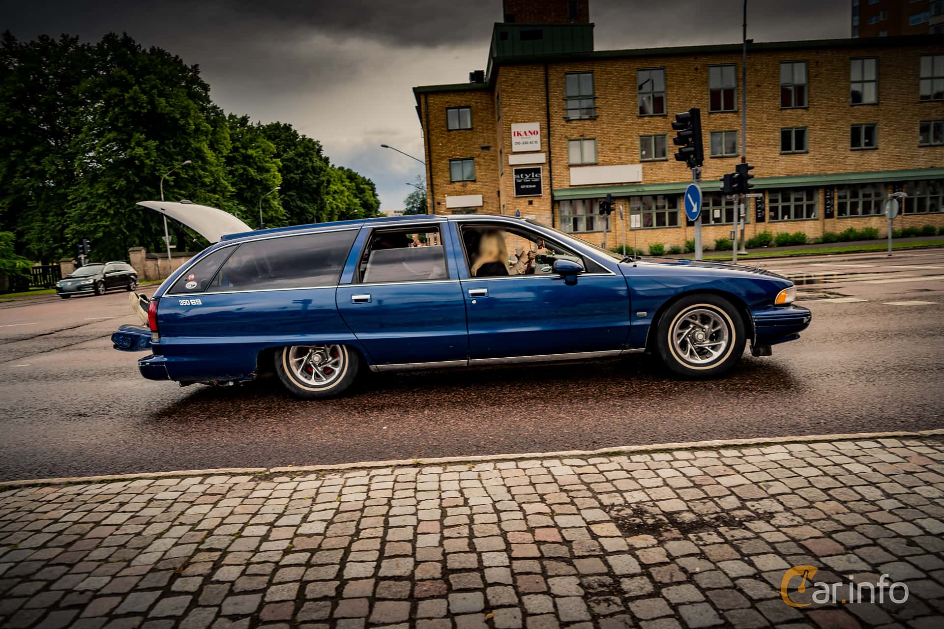 Chevrolet Caprice 5.7 V8 TBI 6th Generation 1st Facelift