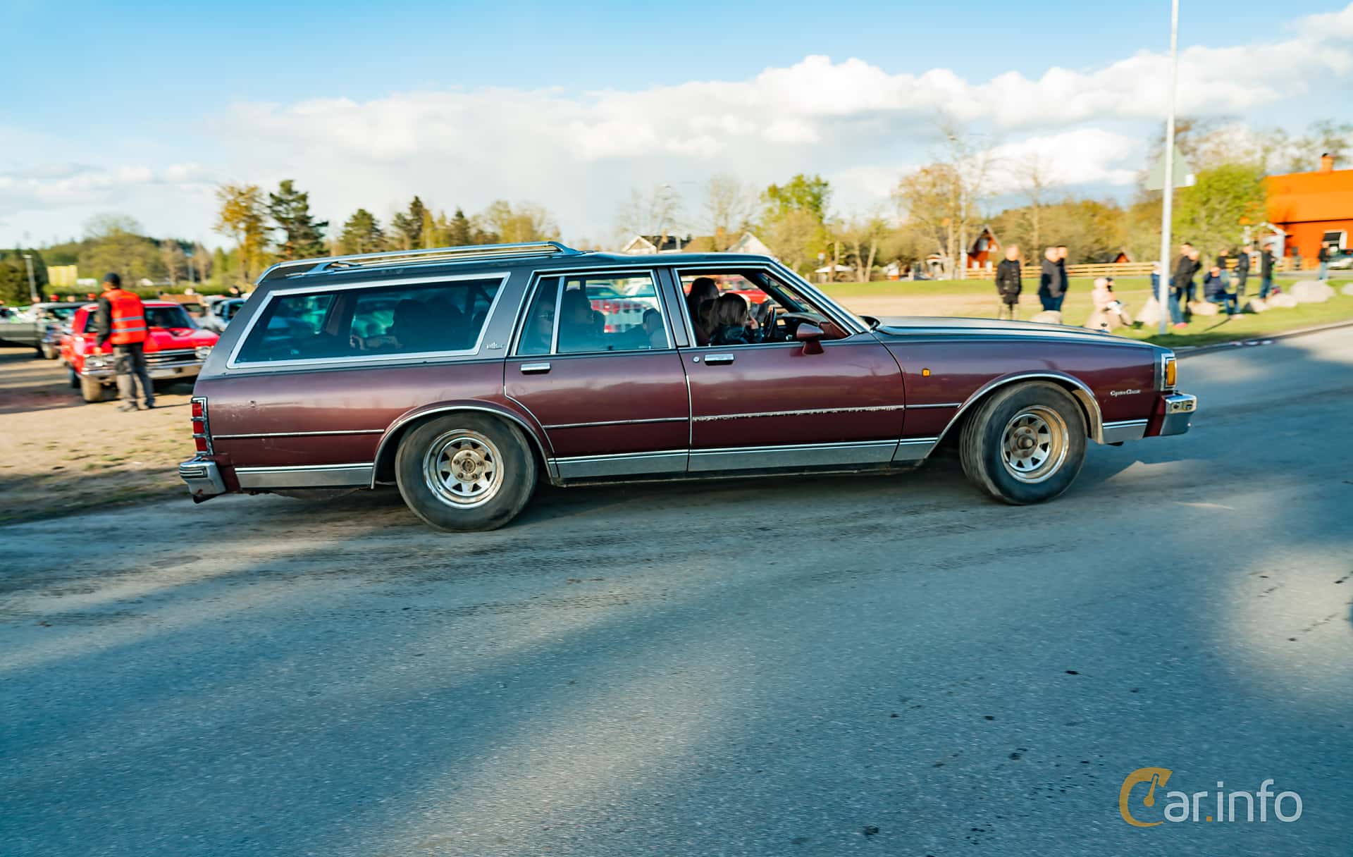Chevrolet Caprice Classic Wagon 5.0 V8 Hydra-Matic, 152hp, 1984