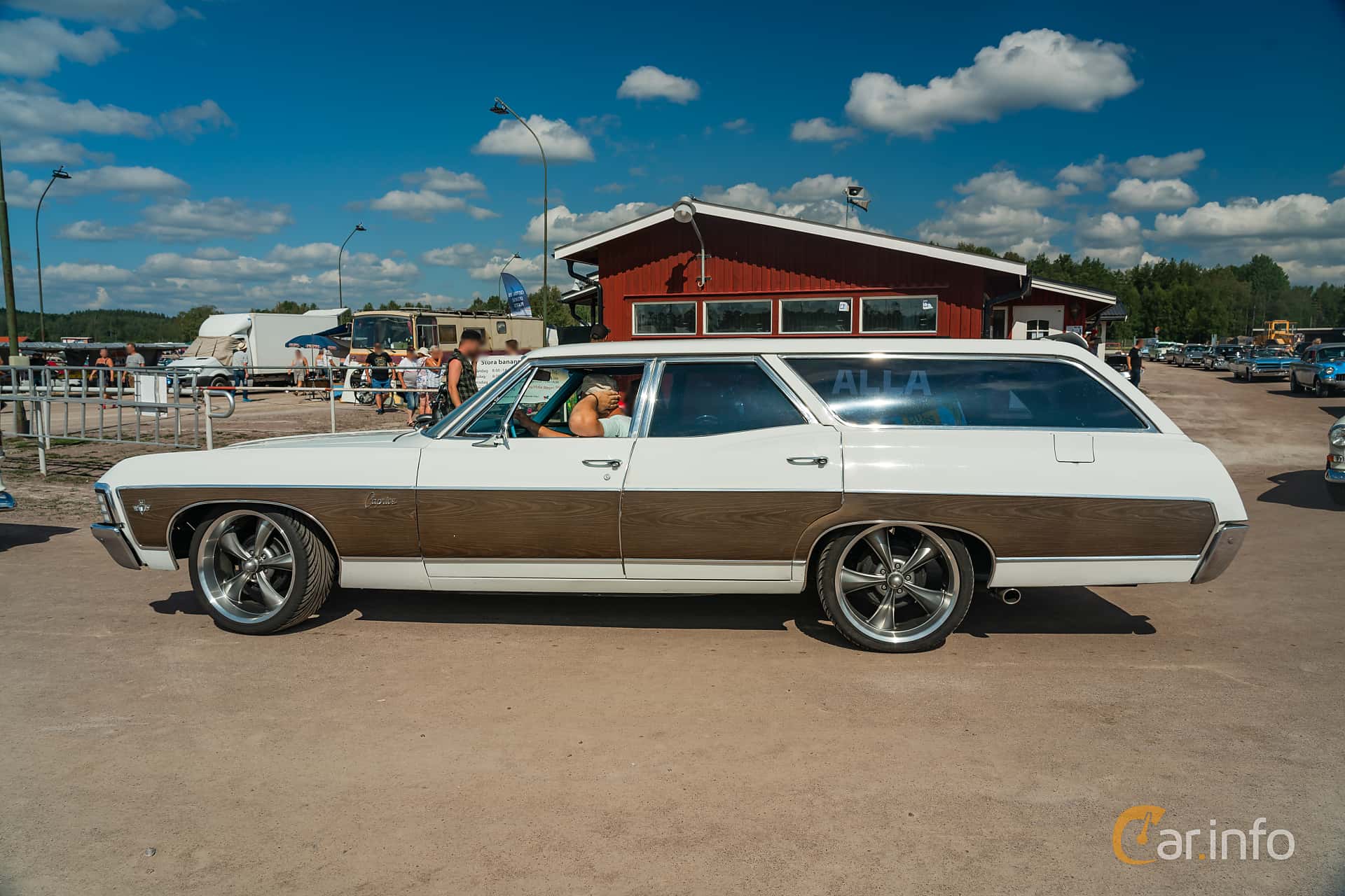 Chevrolet Caprice Station Wagon 5.4 V8 Hydra-Matic, 279hp, 1967
