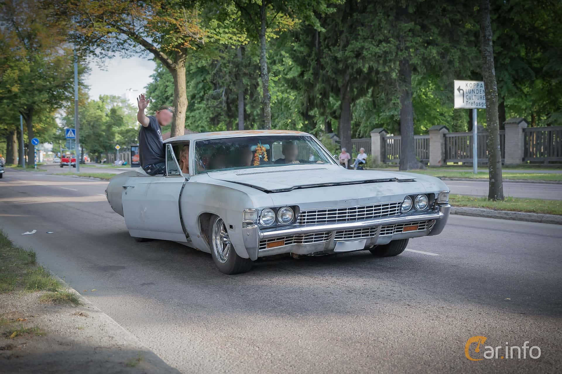 Chevrolet Caprice Custom Sport Sedan 5.0 V8 203hp, 1968