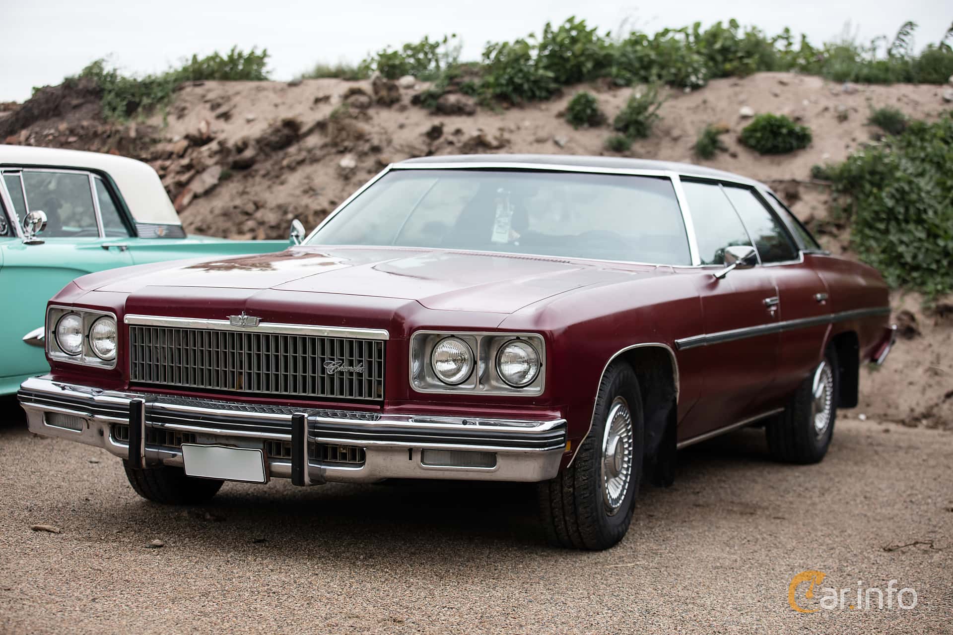 Chevrolet Caprice Classic Sport Sedan 7.4 V8 Hydra-Matic, 218hp, 1975