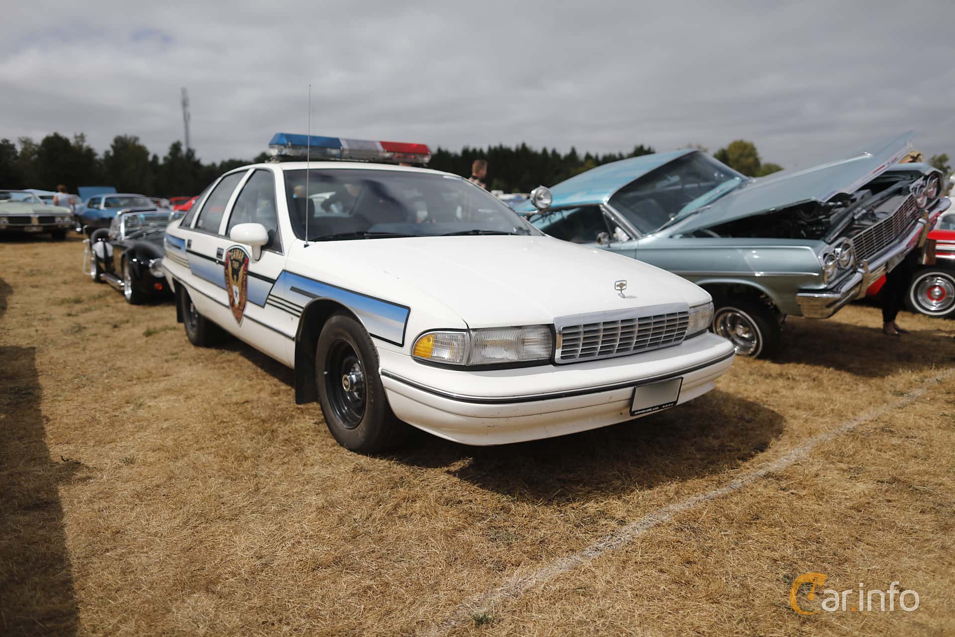 Chevrolet Caprice 9C1 5.7 V8 TBI Hydra-Matic, 208hp, 1992