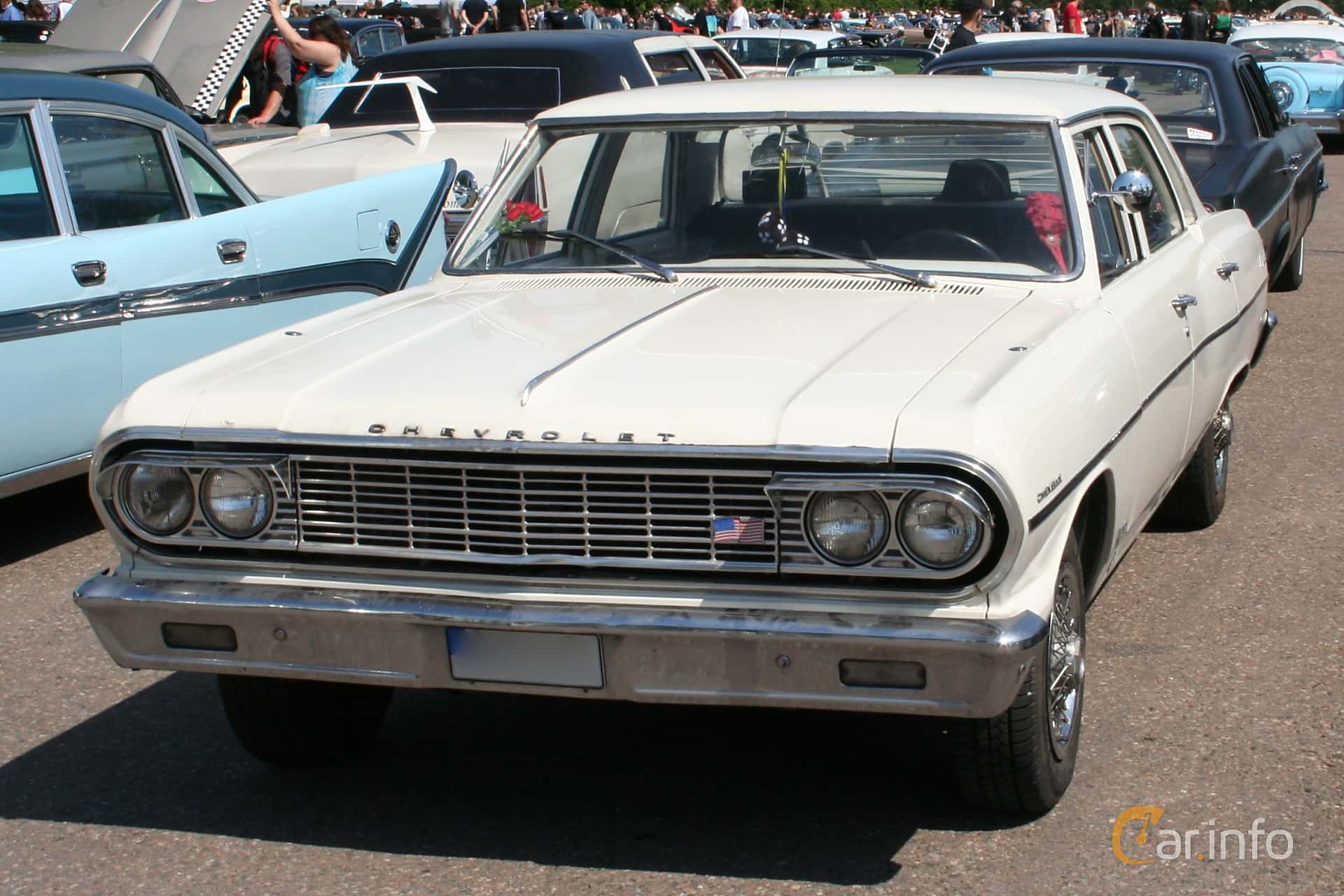 Chevrolet Chevelle Malibu 4-door Sedan 3.2 Powerglide, 122hp, 1964