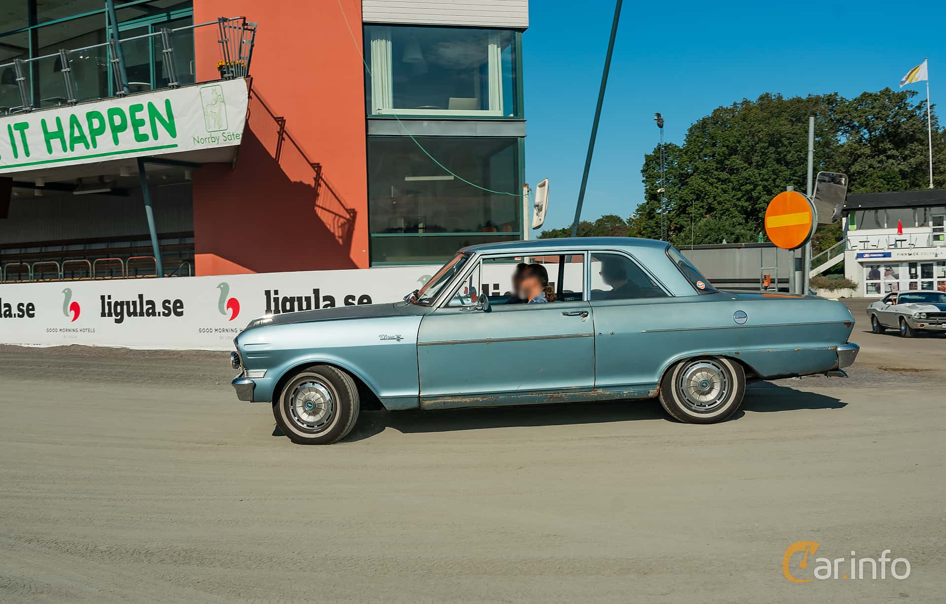 Chevrolet Nova 2-door Sedan 3.2 Manual, 122hp, 1964