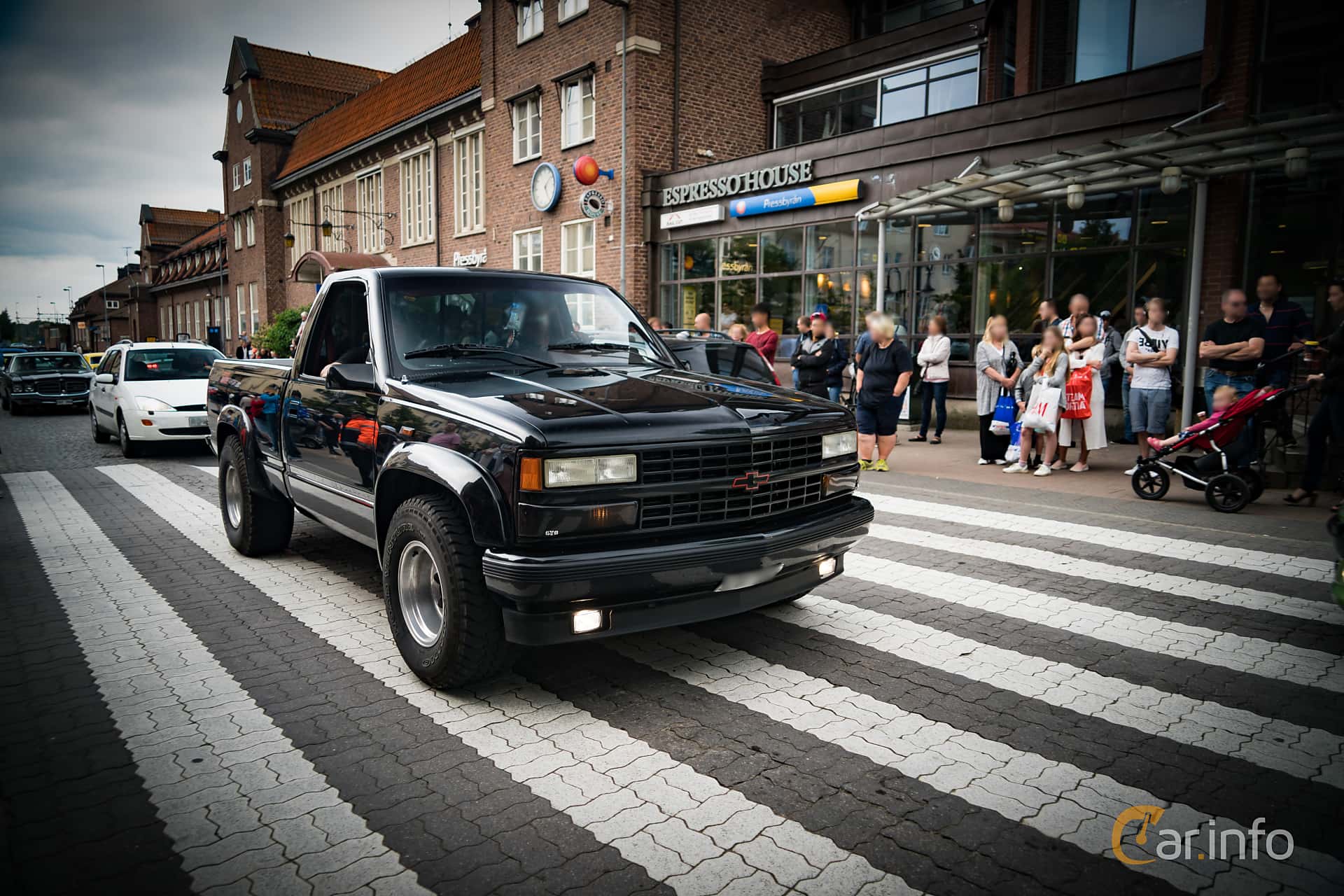 Chevrolet C1500 454 SS 7.4 V8 Hydra-Matic, 259hp, 1991