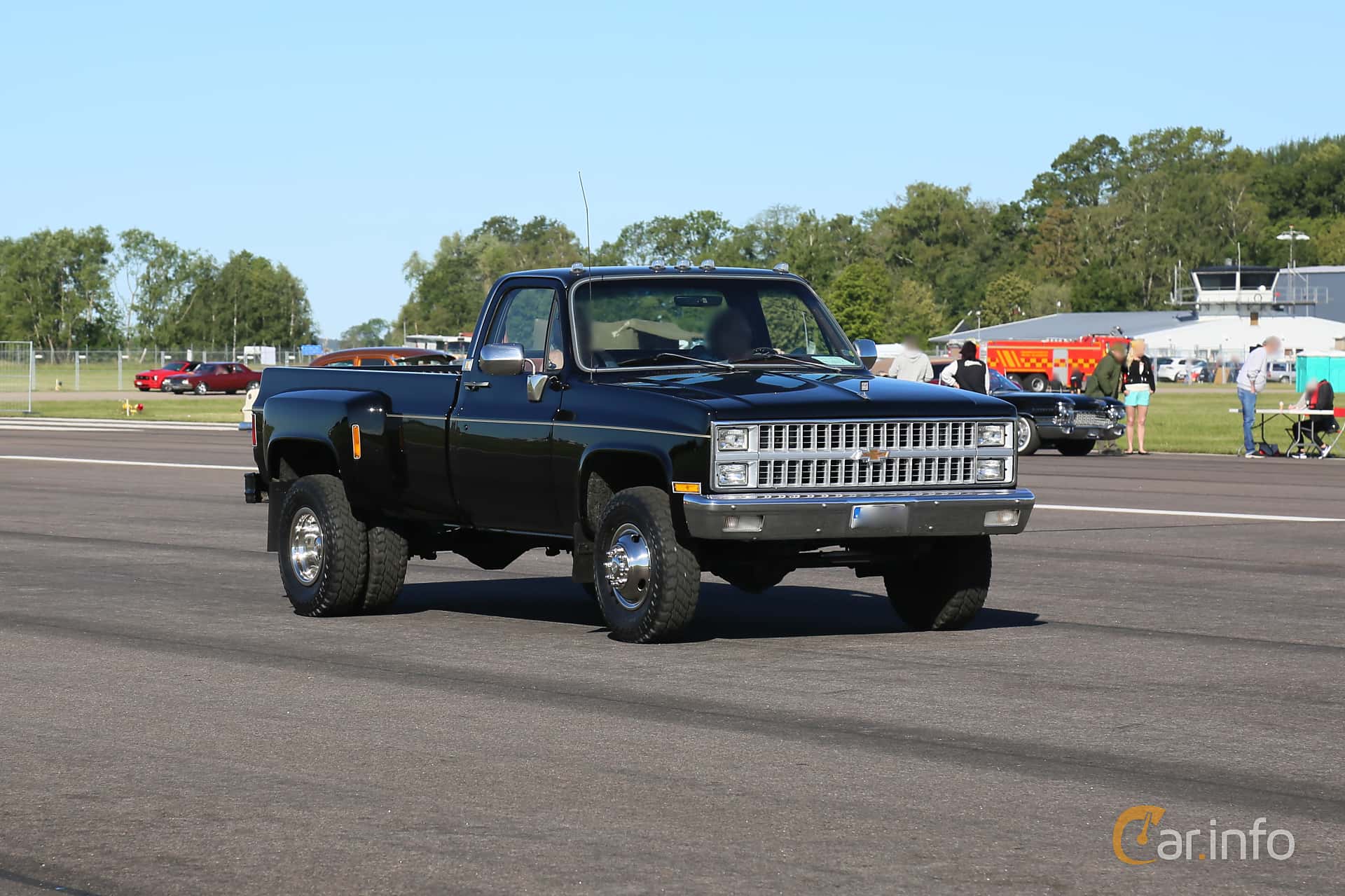 Chevrolet K30 Regular Cab 6.2 V8 4WD Hydra-Matic, 137hp, 1982