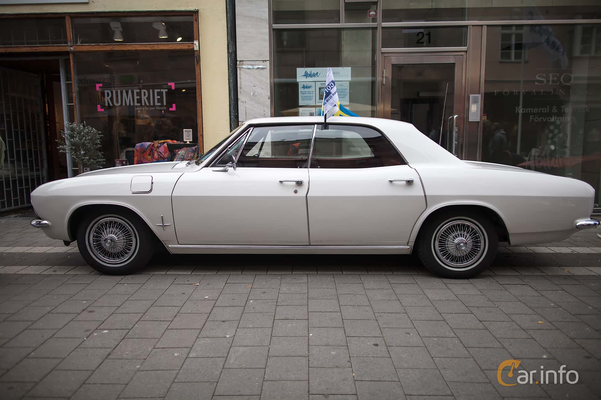Chevrolet Corvair Sport Sedan 2nd Generation 2.7 H6