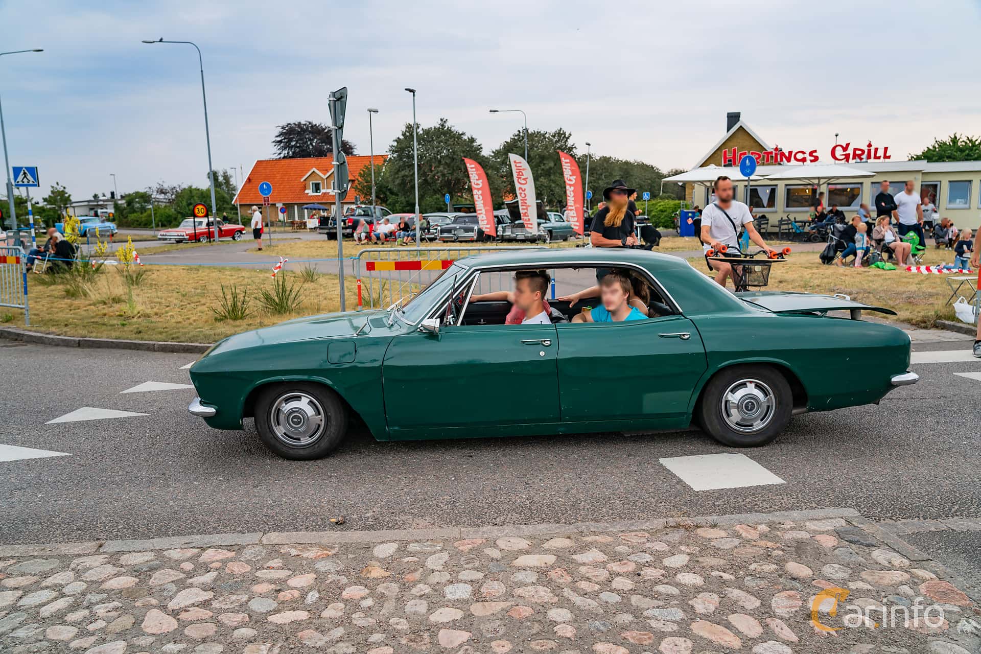 Chevrolet Corvair Monza Sport Sedan 2.7 H6 Manual, 112hp, 1965