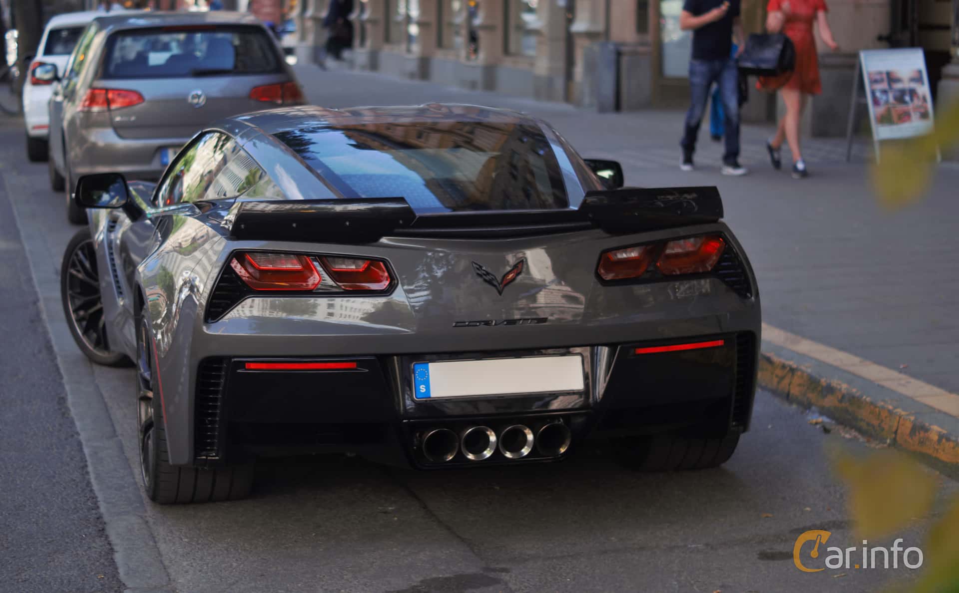 Chevrolet Corvette Z06 Convertible  Manual, 659hp, 2015