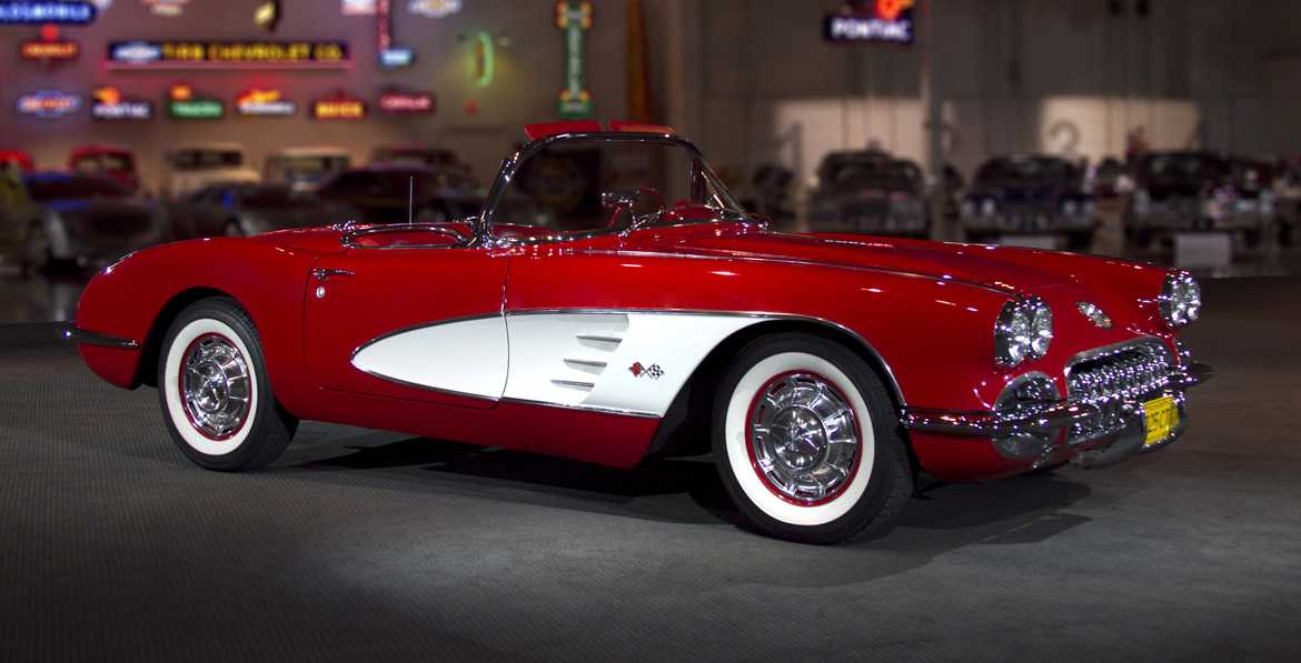 Chevrolet Corvette 4.6 V8 Manual, 233hp, 1960
