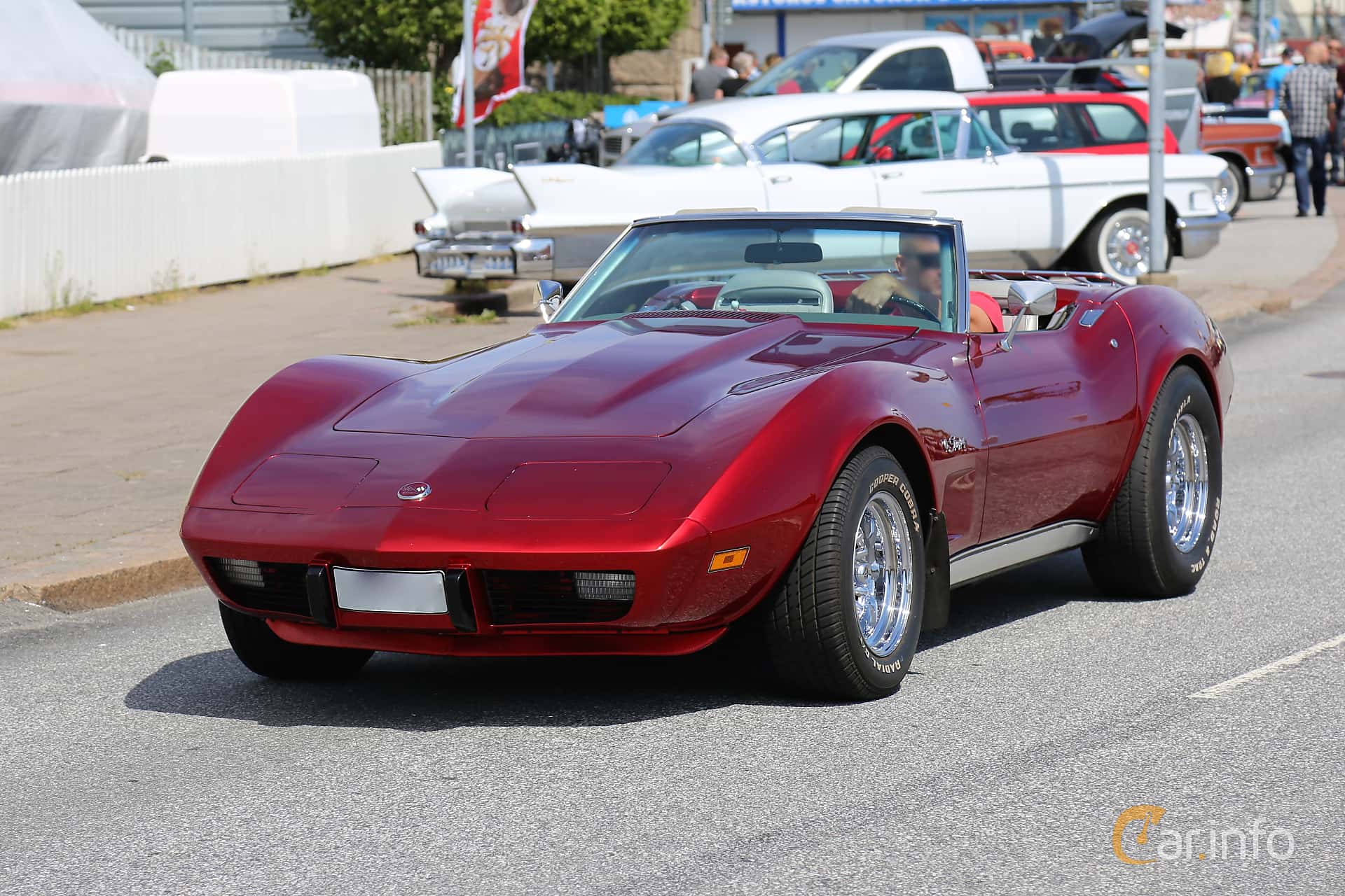 Chevrolet Corvette Stingray Convertible 5.7 V8 Manual, 167hp, 1975