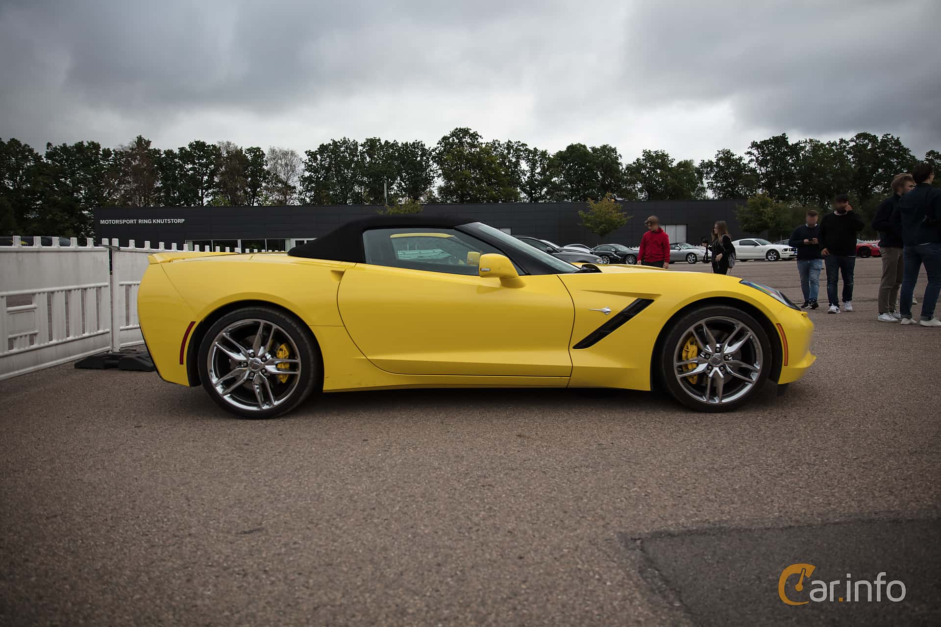 Chevrolet Corvette Stingray Convertible  Automatic, 466hp, 2016