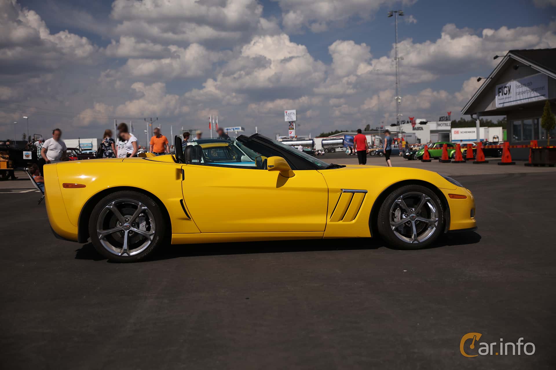 Chevrolet Corvette Grand Sport Convertible  Automatic, 437hp, 2011