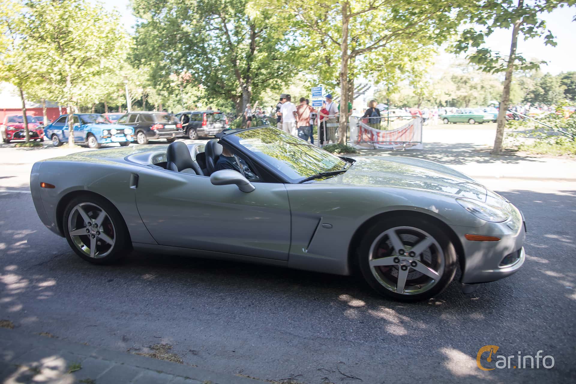 Chevrolet Corvette Convertible Automatic, 6-speed
