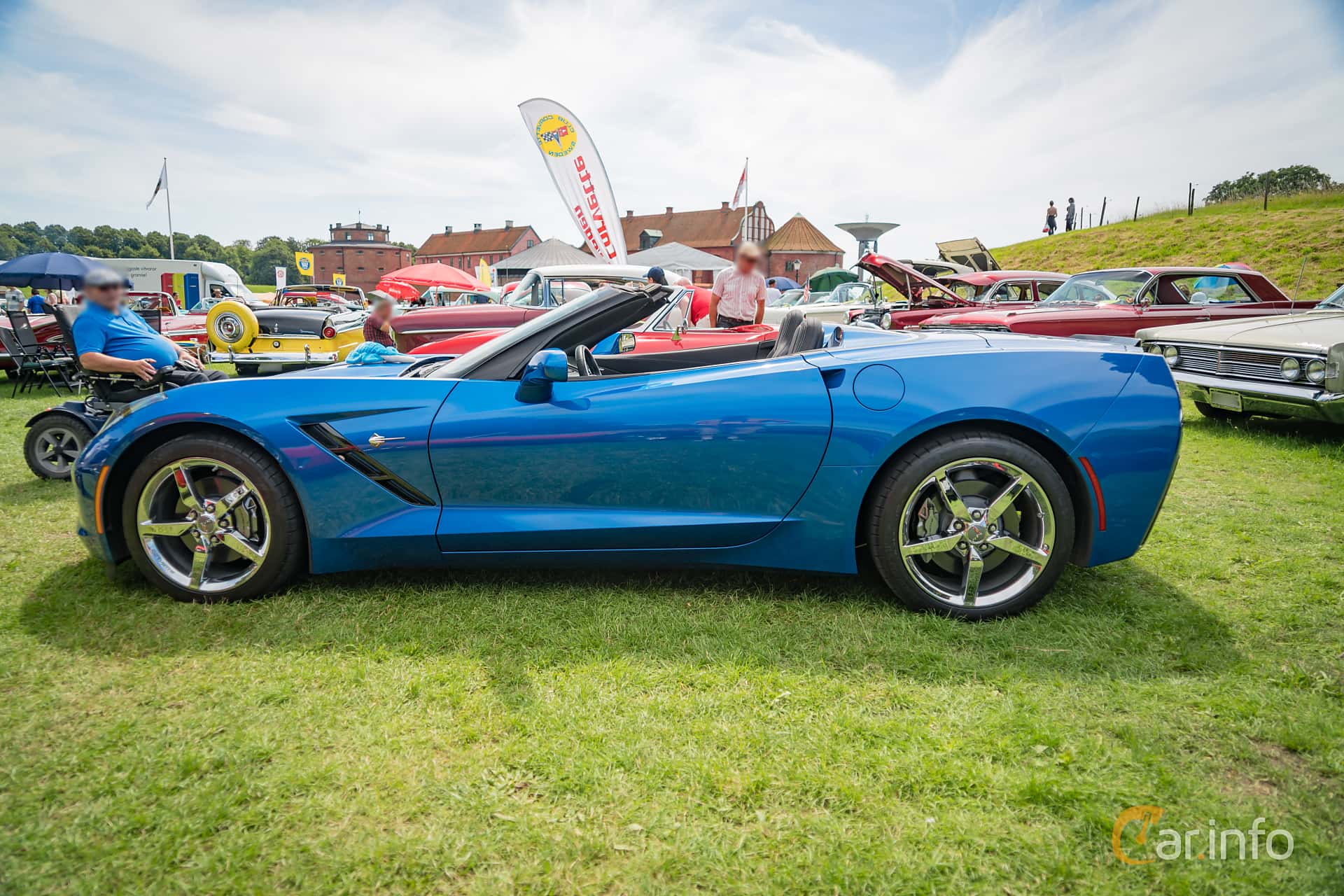 Chevrolet Corvette Stingray Convertible  Automatic, 466hp, 2015