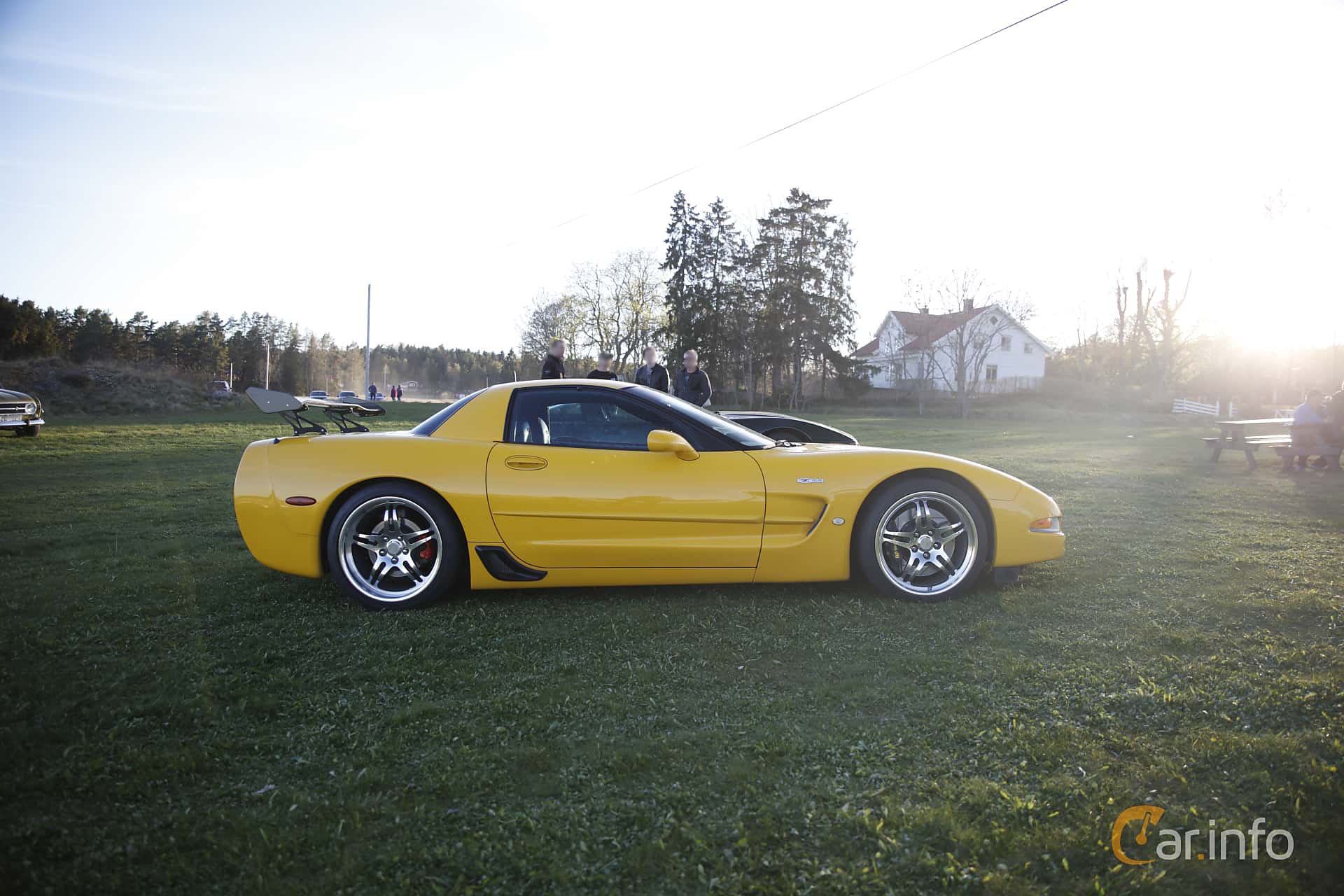 Chevrolet Corvette Z06  Manual, 411hp, 2003