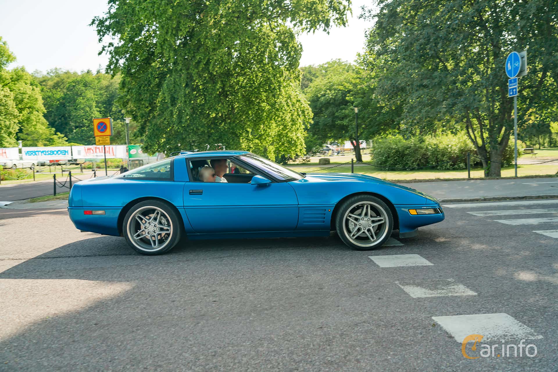 Chevrolet Corvette ZR-1  Manual, 381hp, 1992