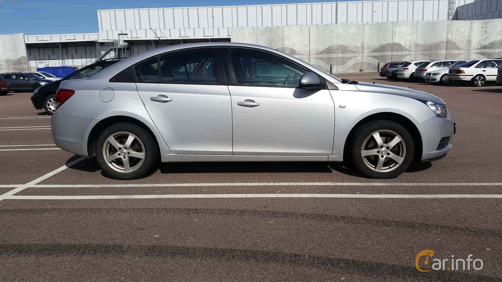 Chevrolet Cruze 1.8 Manual, 140hp, 2014