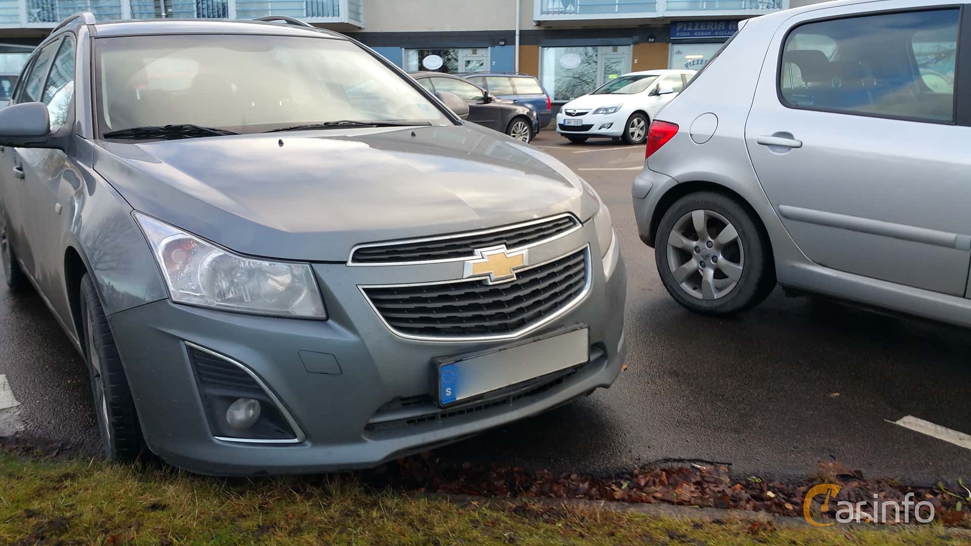 Chevrolet Cruze Station Wagon 1.7 TD VCDi Manual, 130hp, 2013