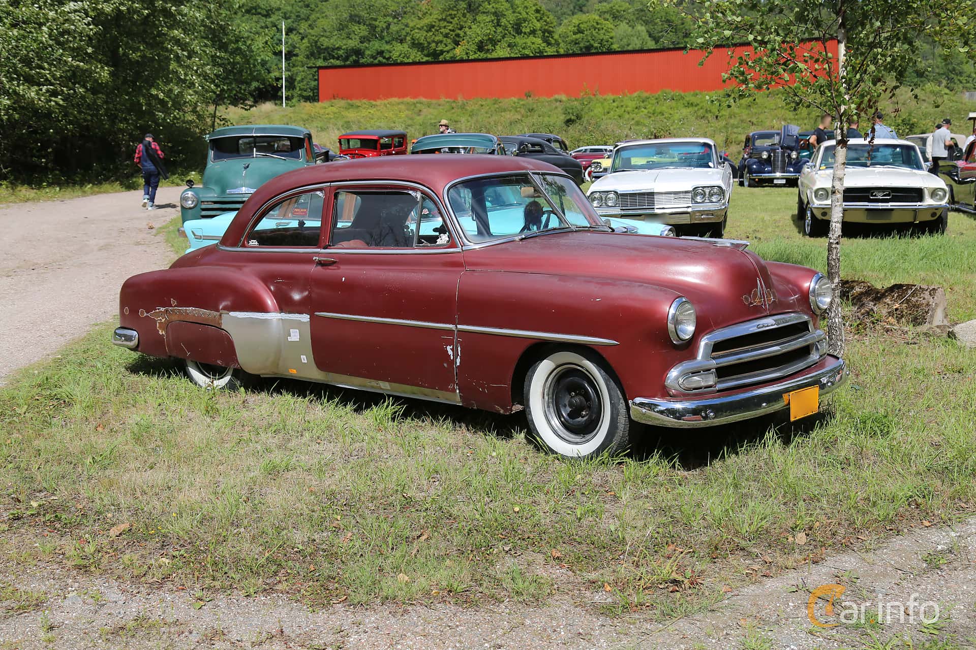 Chevrolet Styleline Deluxe 2-door Sedan 3.5 Manual, 93hp, 1952