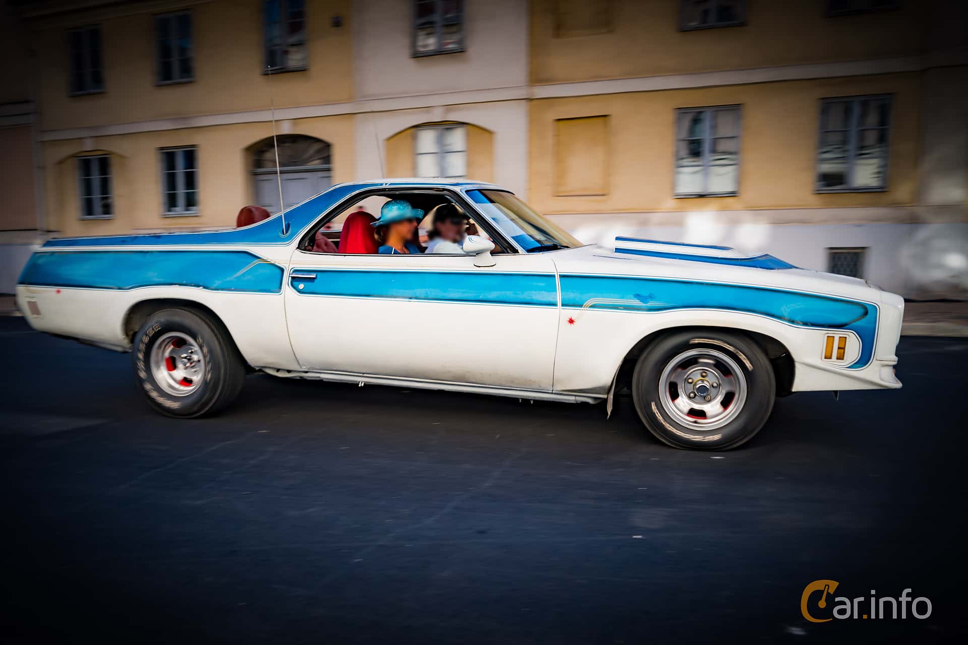 Chevrolet El Camino 5th Generation 1st Facelift 6.6 V8 Hydra-Matic, 3-speed