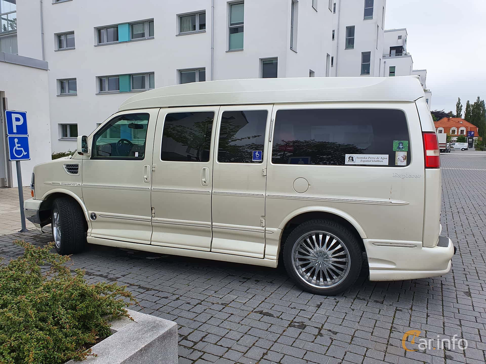 Chevrolet Express 1500 Conversion Van 2014