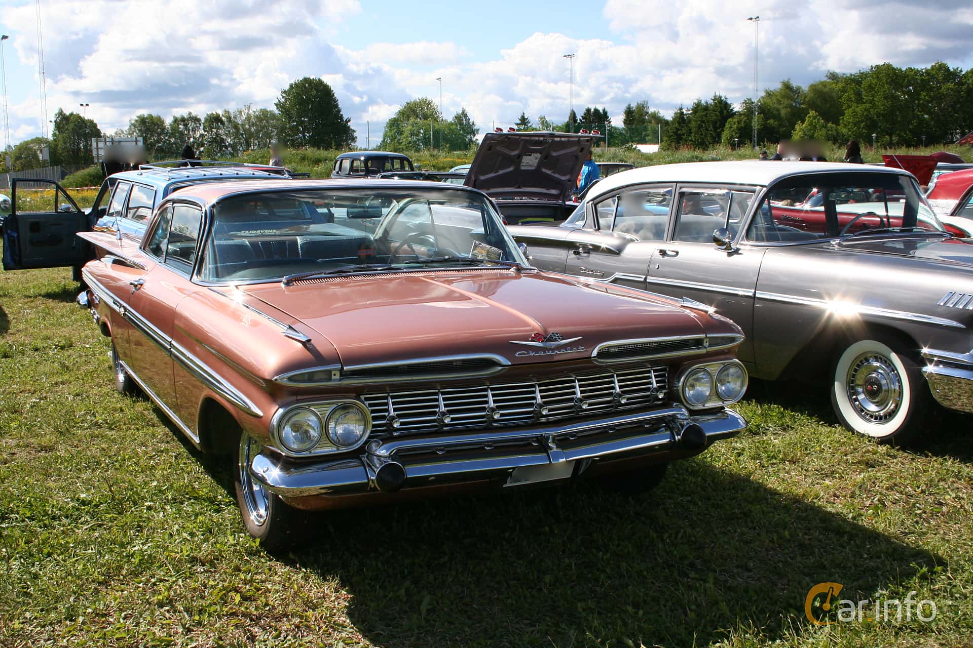 Chevrolet Impala 5.7 V8 2nd Generation, Manual, 4-speed