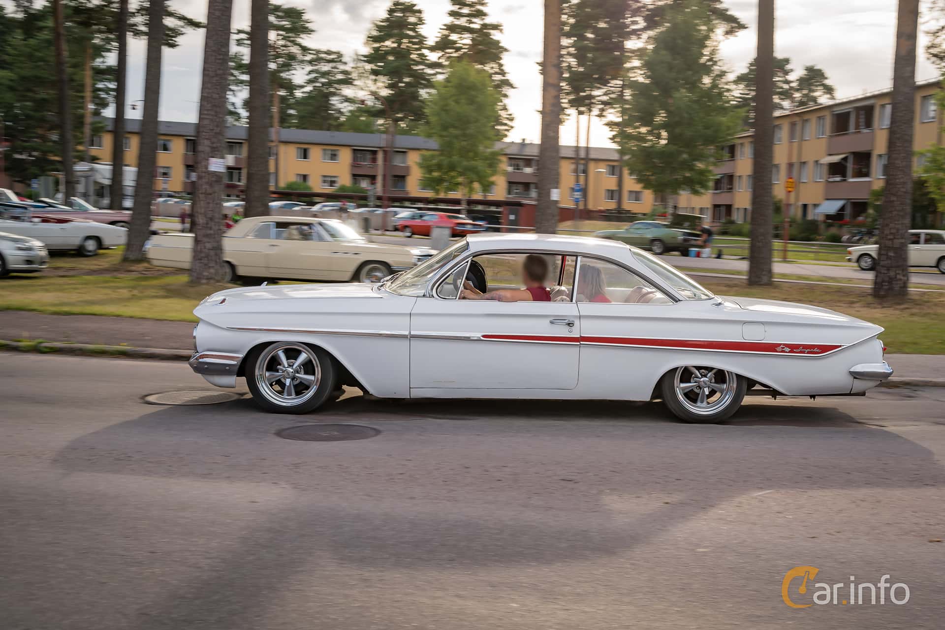 Chevrolet Impala Sport Coupé 3.9 Powerglide, 137hp, 1961