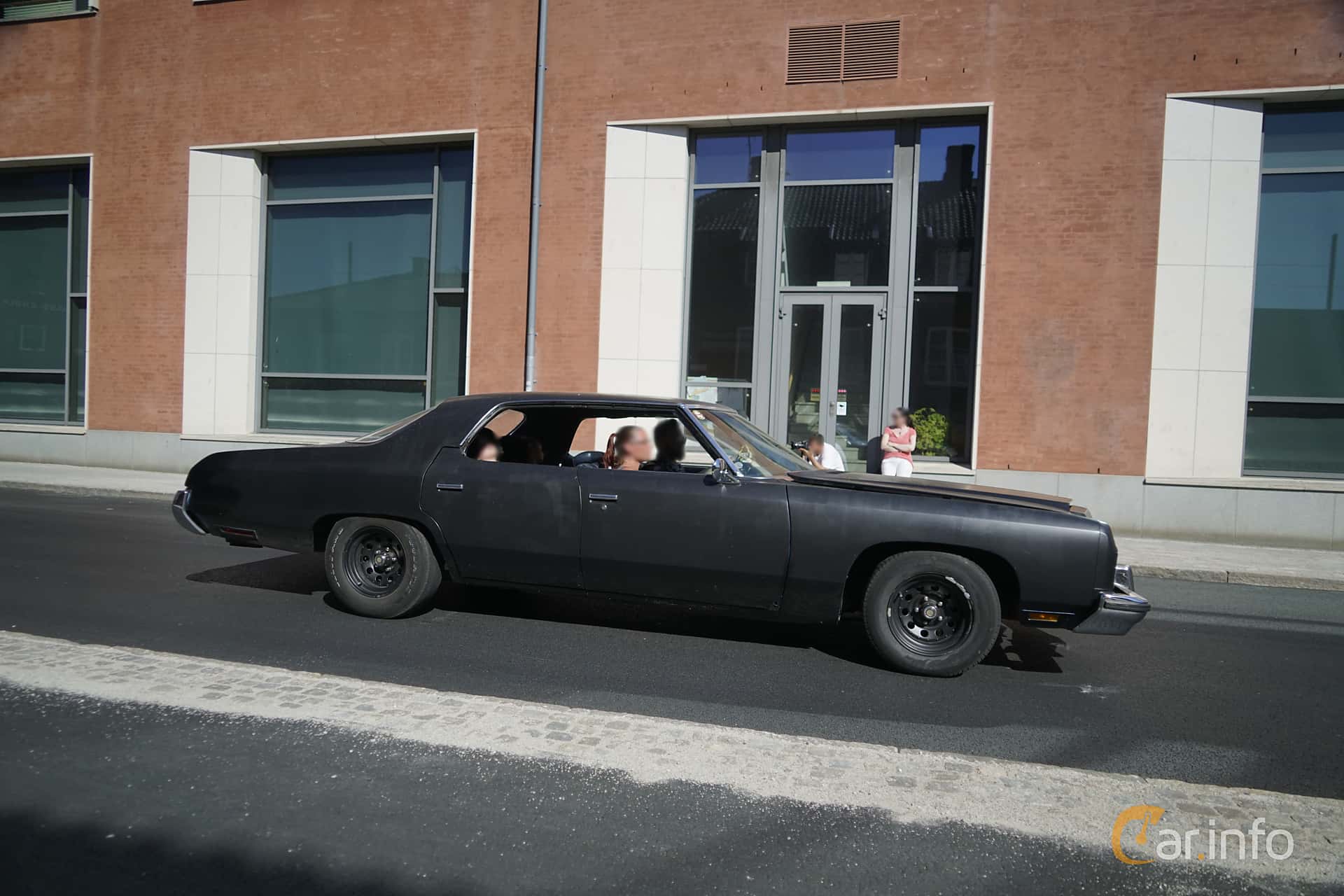 Chevrolet Impala Sport Sedan 5.7 V8 Hydra-Matic, 147hp, 1973