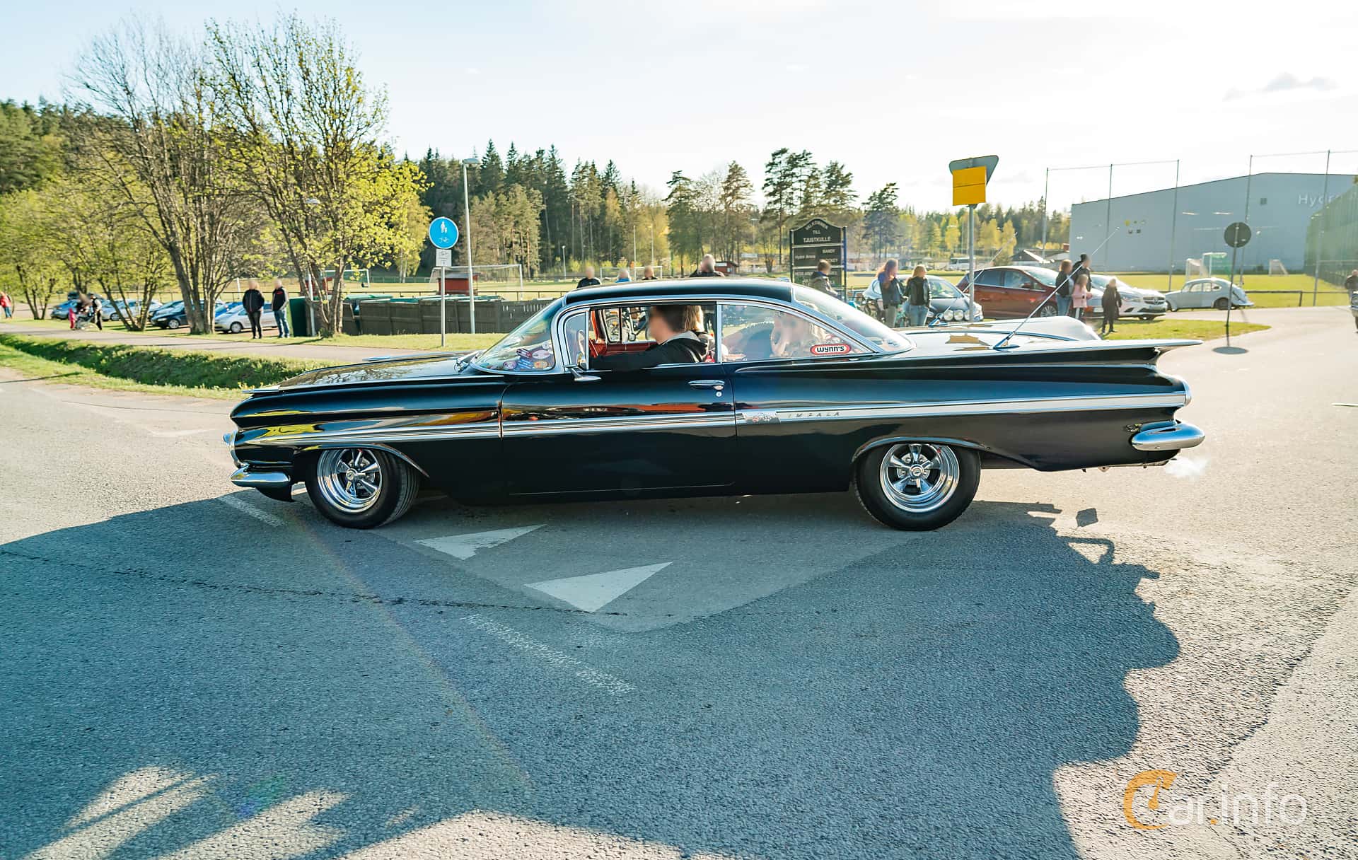 Chevrolet Impala 4.6 V8 2nd Generation, Manual, 3-speed