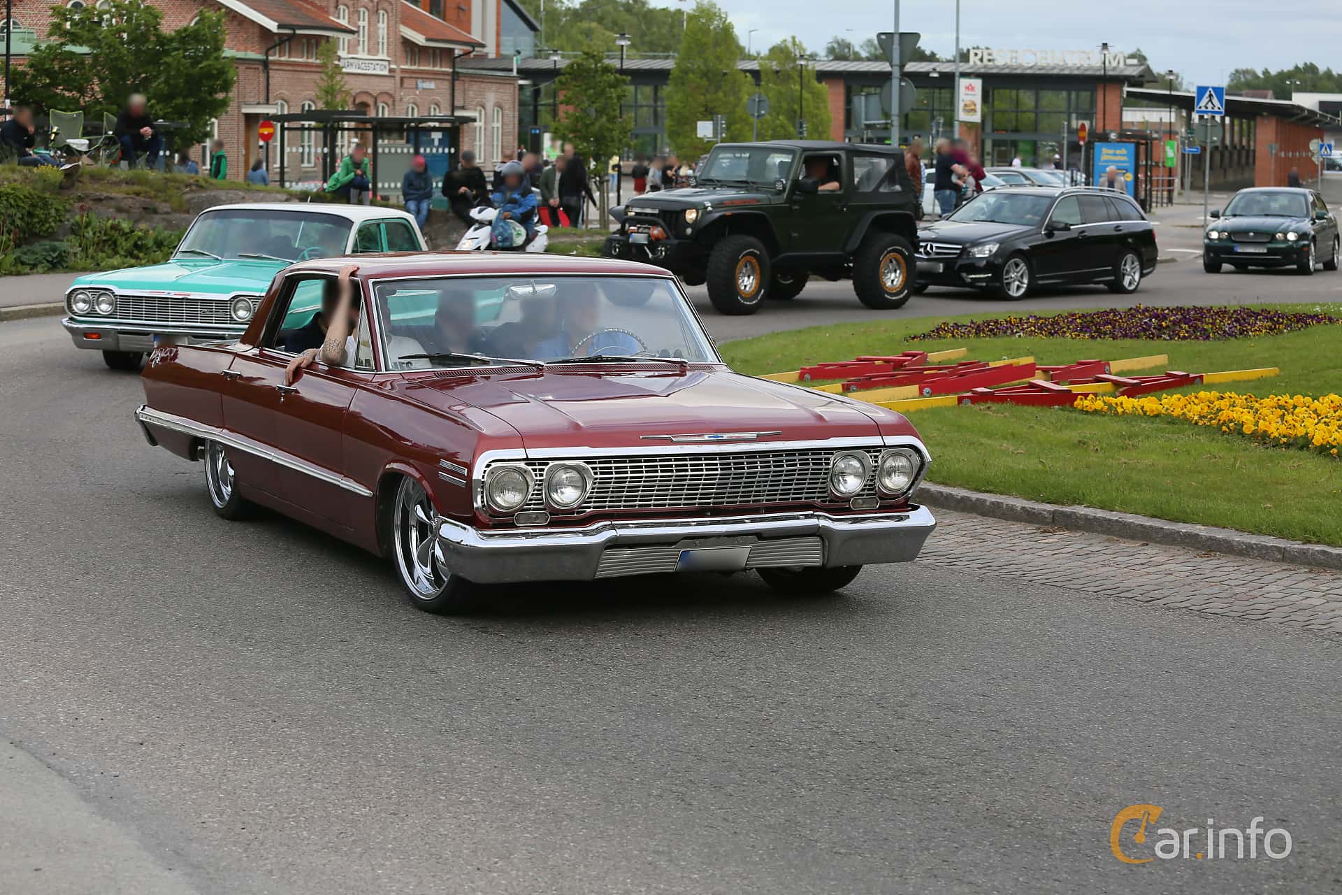 Chevrolet Impala Sport Sedan 3.8 Manual, 142hp, 1963