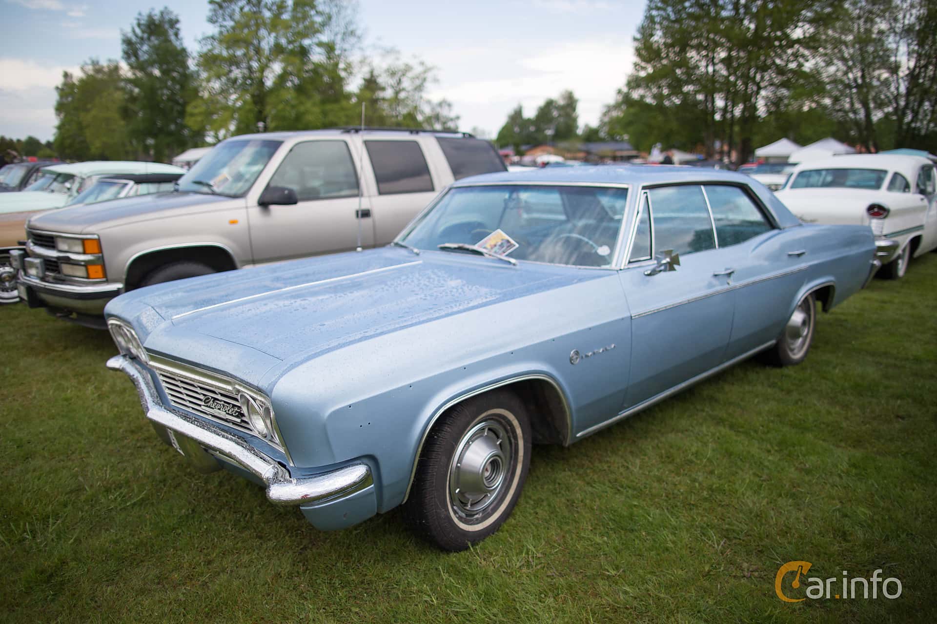 Chevrolet Impala Sport Sedan 4th Generation Facelift 4.6 V8