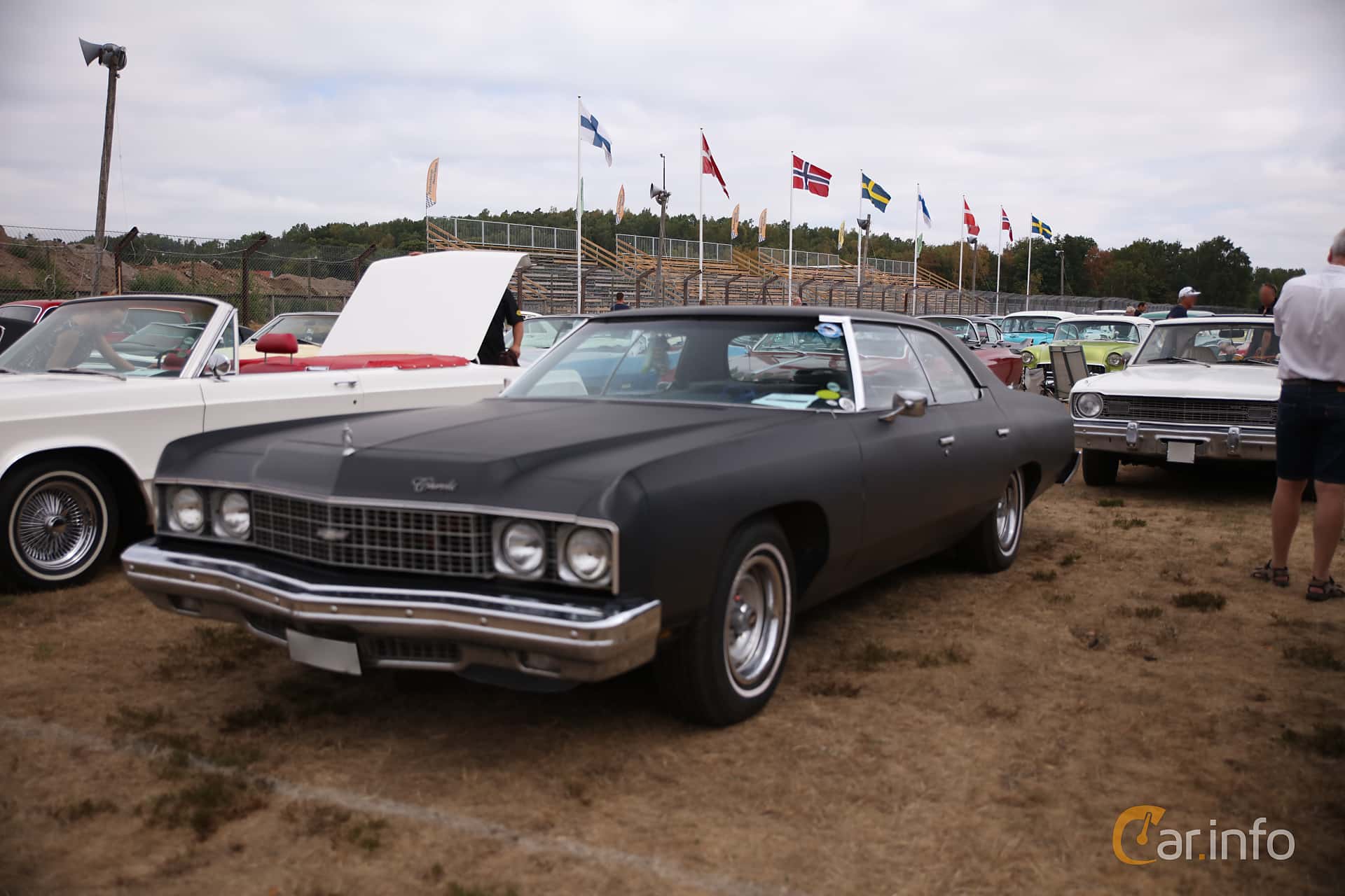 Chevrolet Impala Sport Sedan 5.7 V8 Hydra-Matic, 147hp, 1974