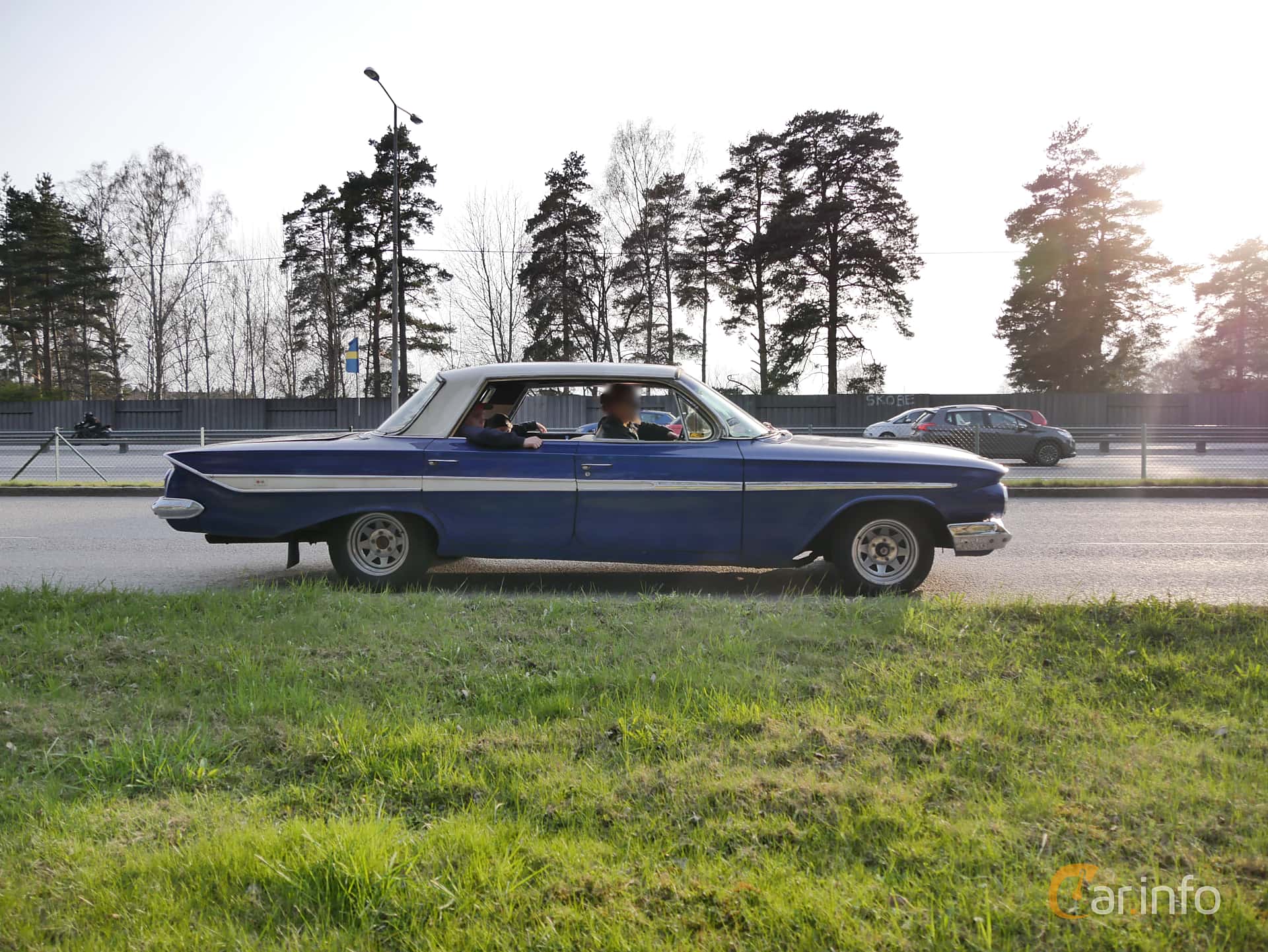 Chevrolet Impala Sport Sedan 3.9 Manual, 137hp, 1961