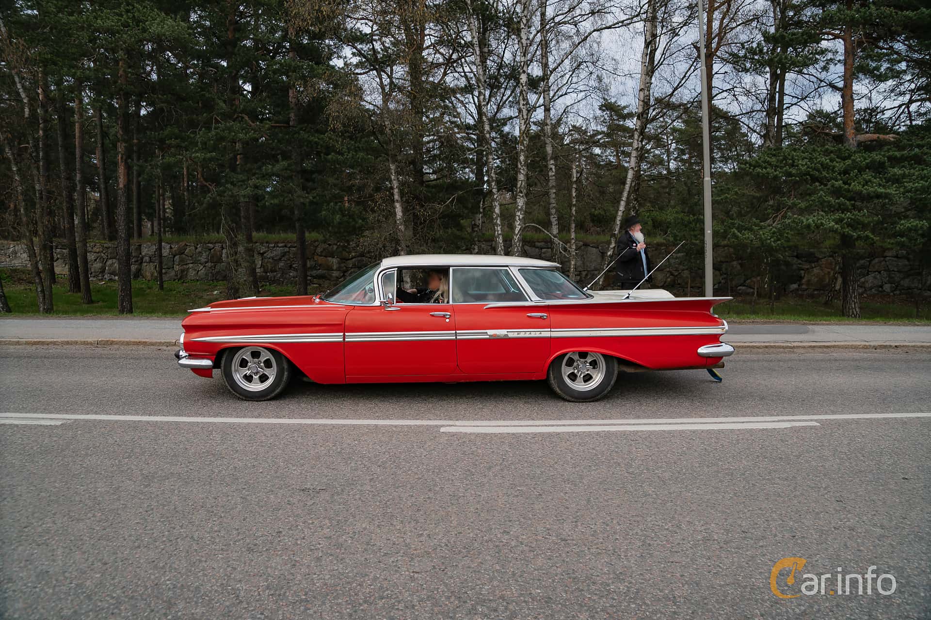 Chevrolet Impala 4.6 V8 2nd Generation, Manual, 3-speed