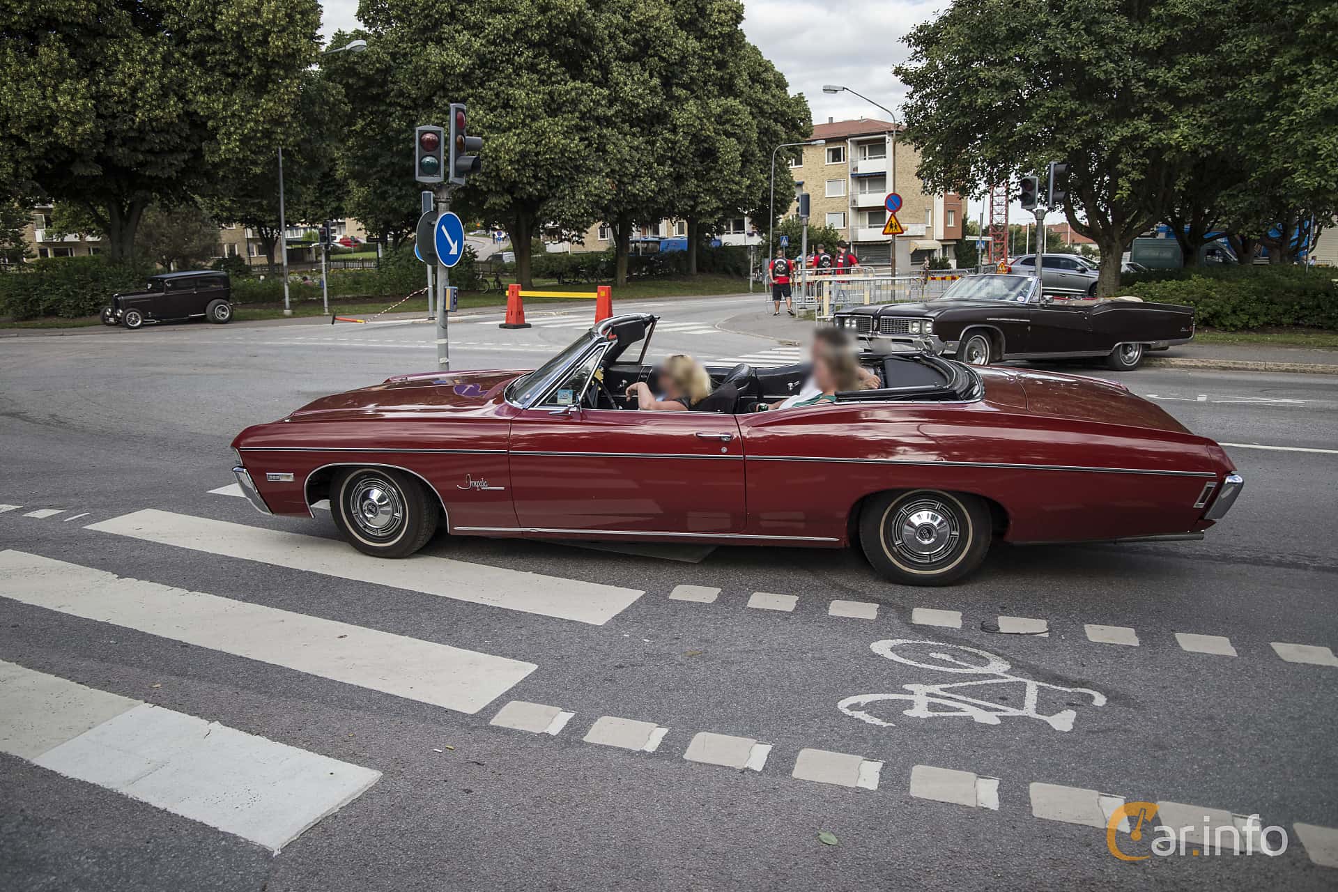 Chevrolet Impala 5.7 V8 5th Generation Facelift, Hydra-Matic, 3-speed